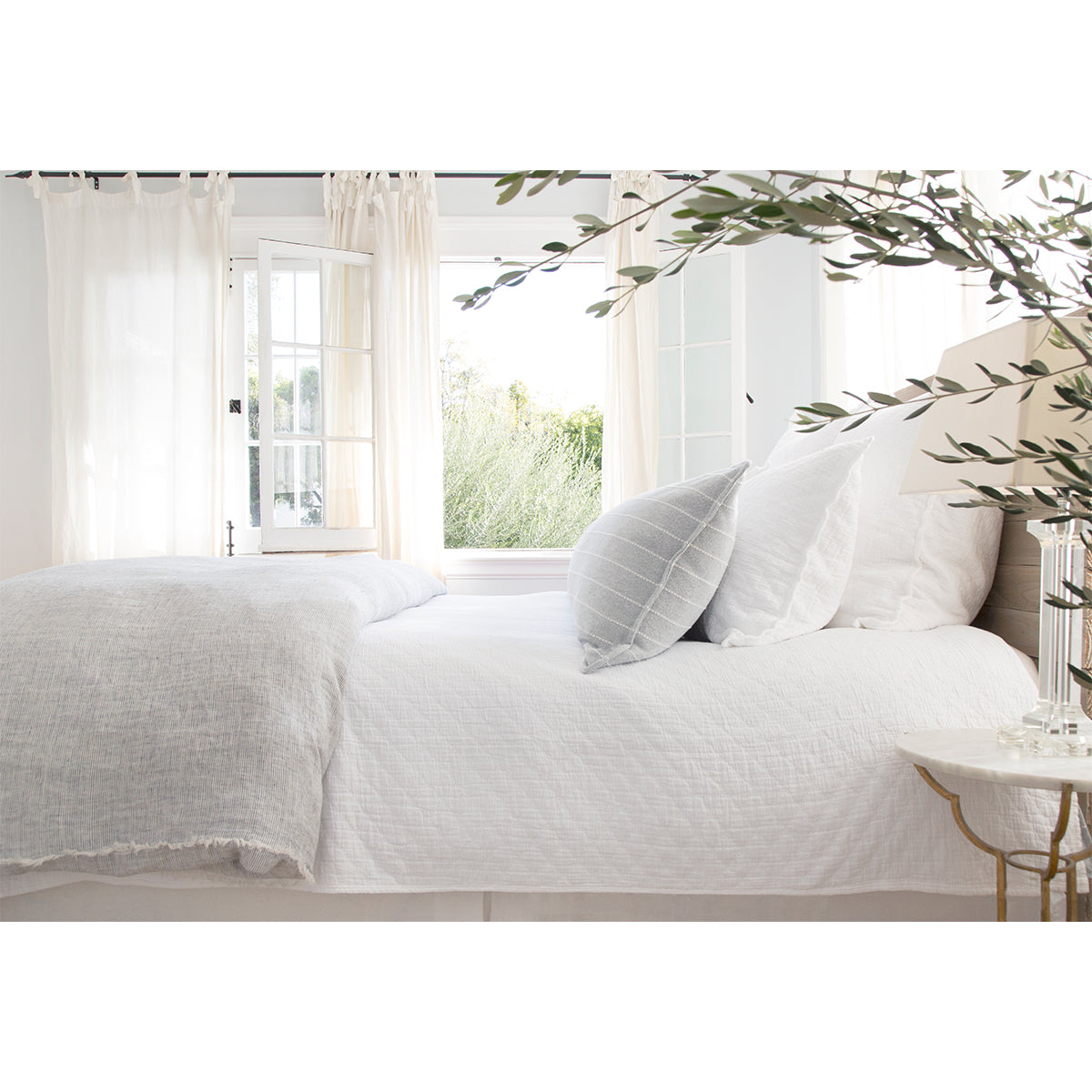 Ojai Matelasse Collection - Luxury Quilted Bedding Set for Home Decor | Perfect for Master Bedroom, Guest Room & Cozy Retreats