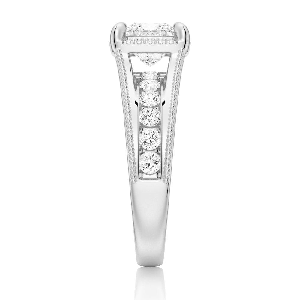 Vintage Milgrain Princess Cut & Round Moissanite Engagement Ring for Women - Perfect for Proposals, Weddings & Anniversary Gifts