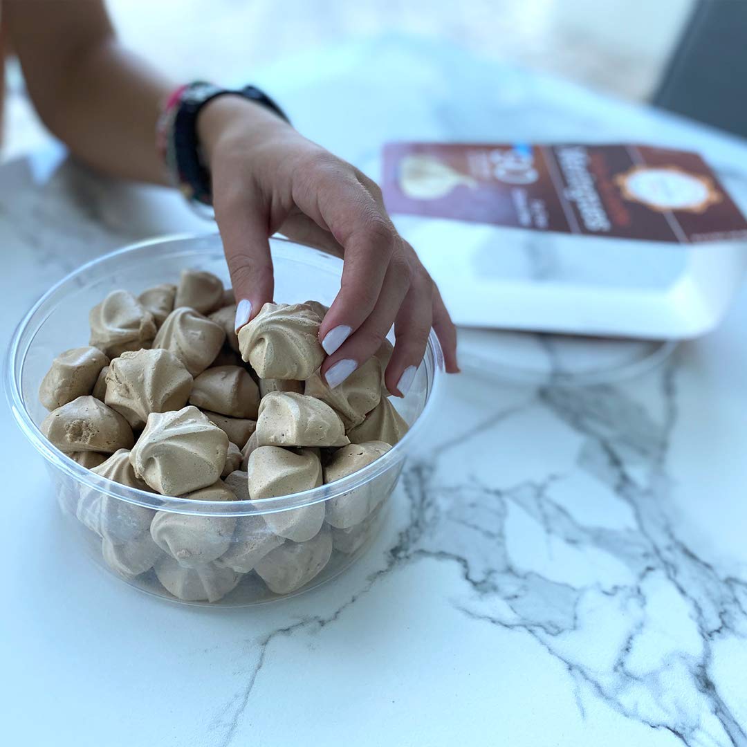 Krunchy Melts Original Meringue Cookies - Dulce de Leche Flavor | Low Calorie (80 Cal/Serving), Fat Free, Gluten Free, Dairy Free Snacks (4 Oz) | Perfect for Keto Diet, Weight Loss & Healthy Dessert Lovers