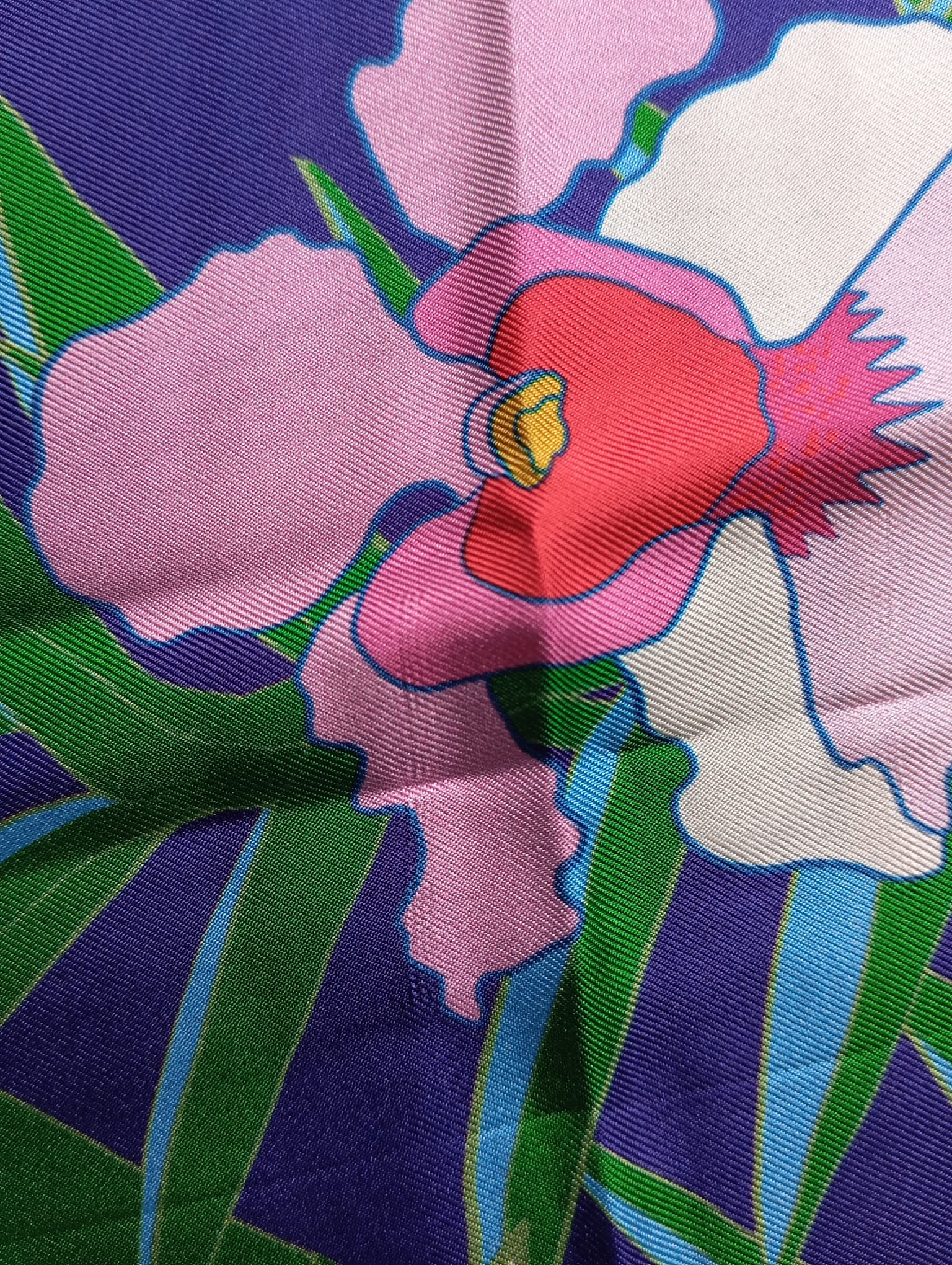 Premium Silk Scarf - Elegant Floral Design for Women, Luxury Fashion Accessory, Perfect for Parties, Weddings & Special Occasions