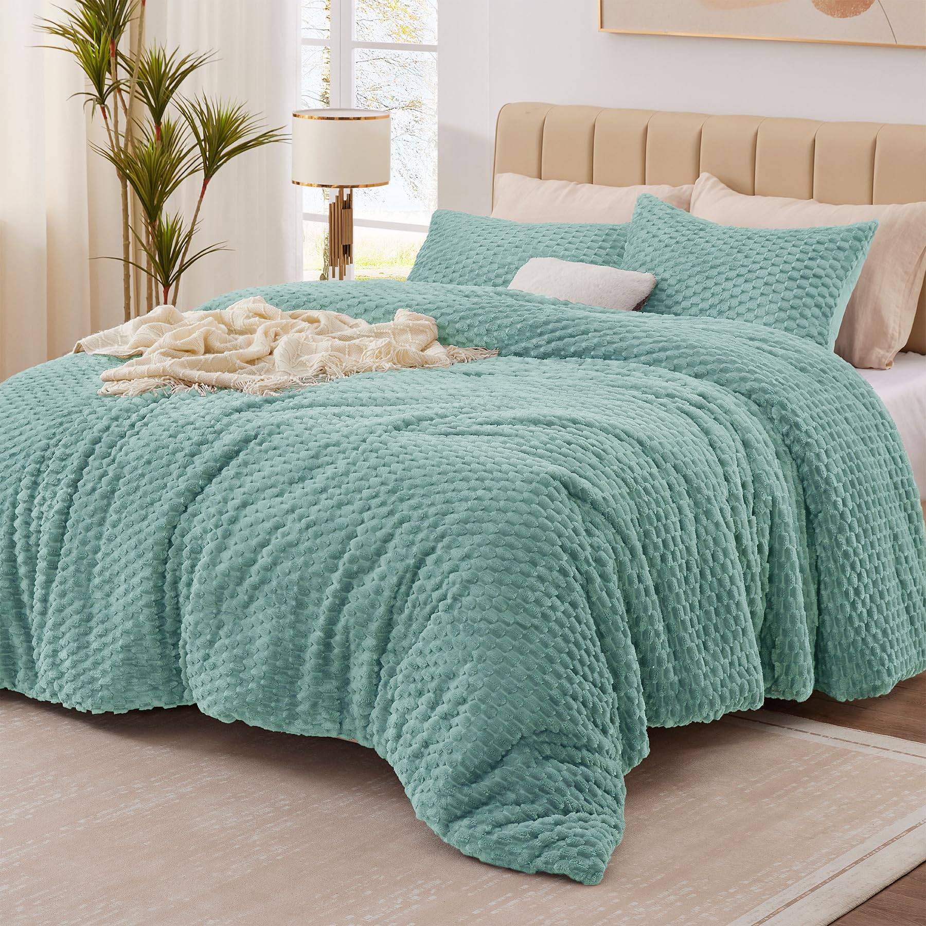 Fluffy King Comforter Set - Luxury Fuzzy Brushed Plaid Pattern Bedding | Ultra Soft Velvet Winter Comforter in Eggshell Blue | 3-Piece Bed Set for Cozy Nights & Cold Weather | Perfect for Master Bedroom, Guest Room & Dorm Decor
