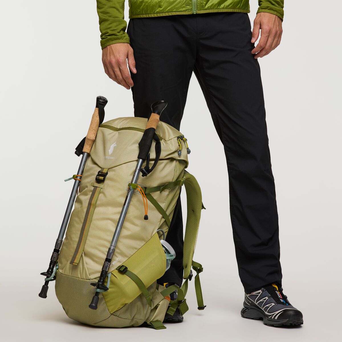 Cotopaxi Arenal 32L Backpack - Lightweight Hiking & Travel Daypack for Men & Women - Water-Resistant Grain/Lemongrass Color - Perfect for Outdoor Adventures, Commuting & Daily Use