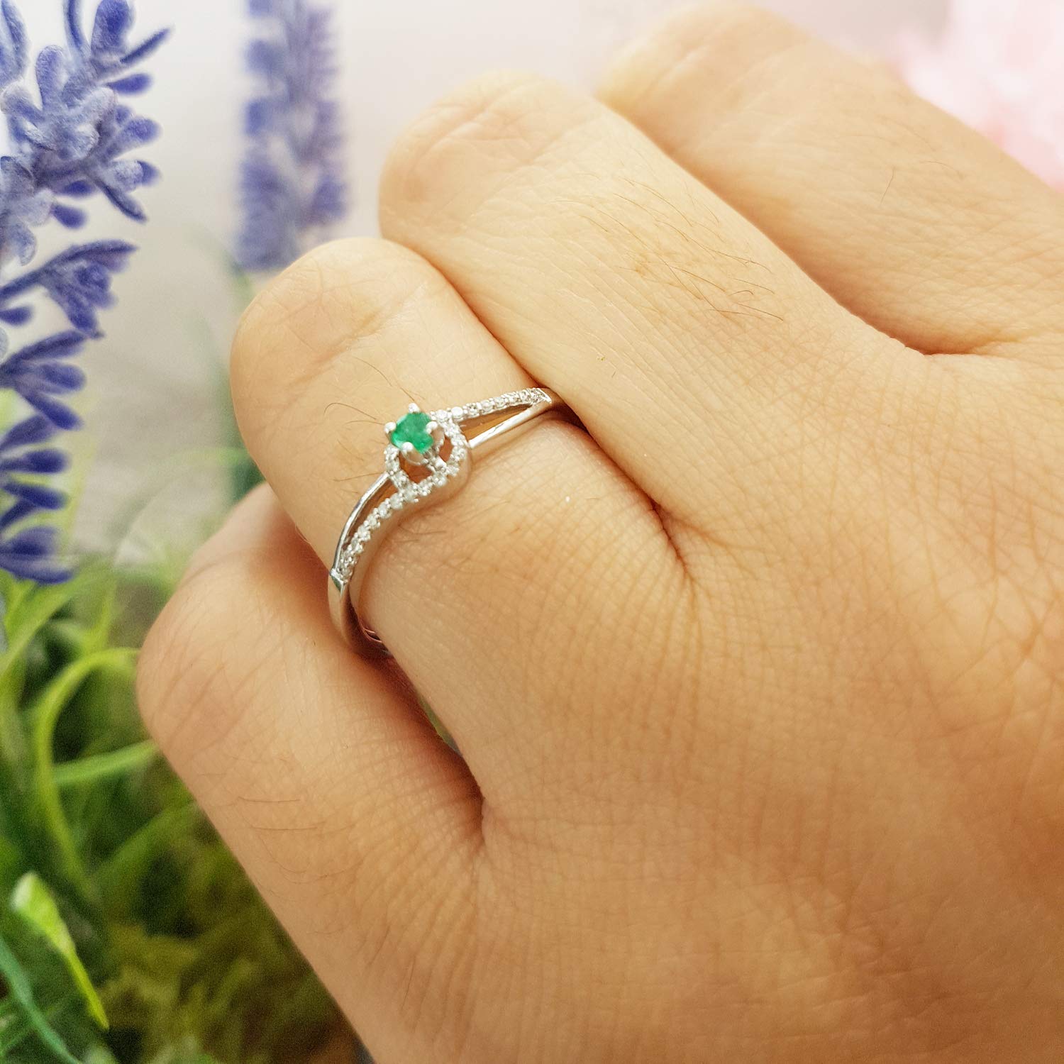 Dazzlingrock 14K Solid White Gold Round Cut Emerald & Diamond Women's Engagement Ring – Perfect for Bridal, Promise, and Wedding Bands
