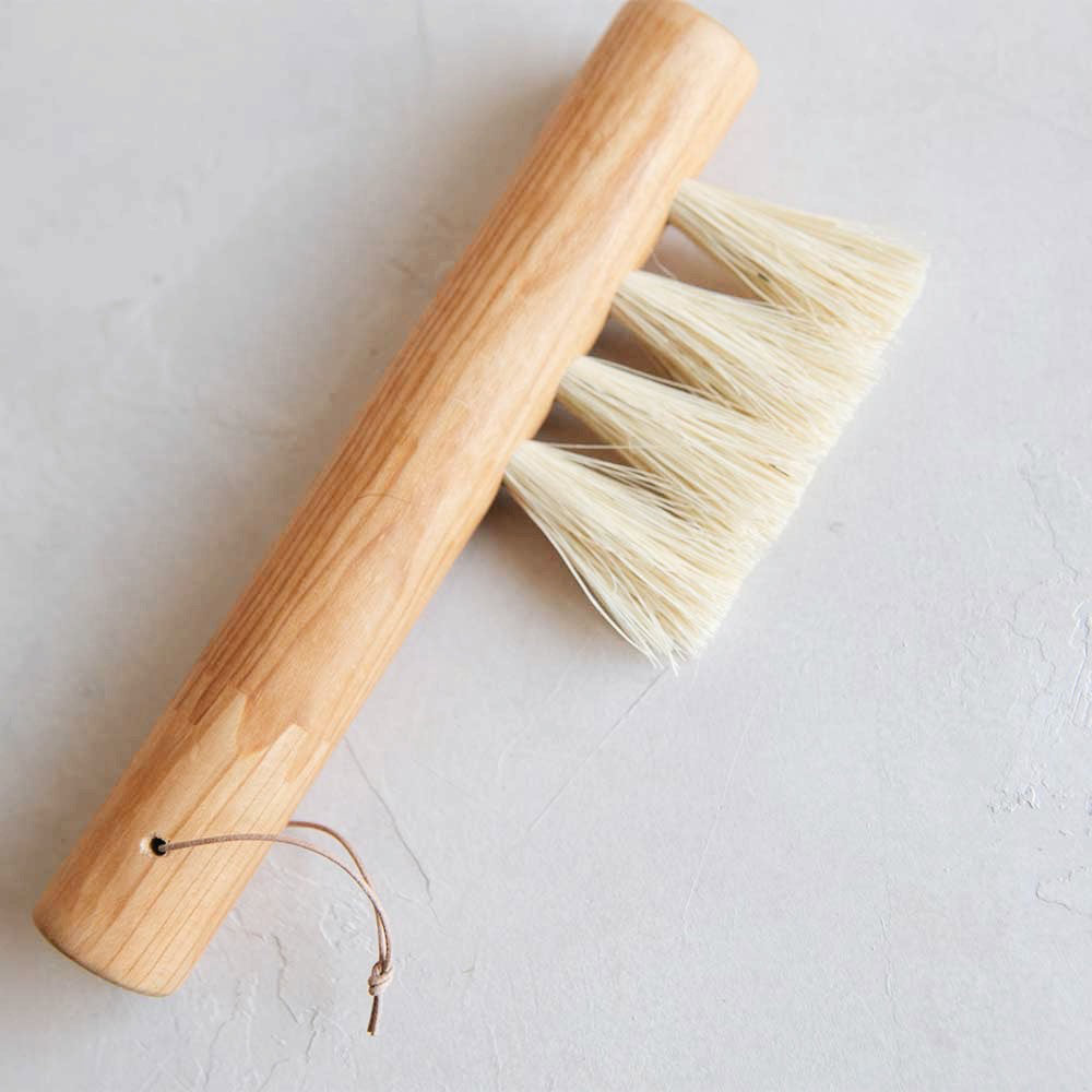 Premium Medium Wooden Counter Brush No. MT0973 - Natural Wood Handle for Kitchen, Bar & Restaurant Cleaning - Perfect for Countertops, Tables & Hard Surfaces