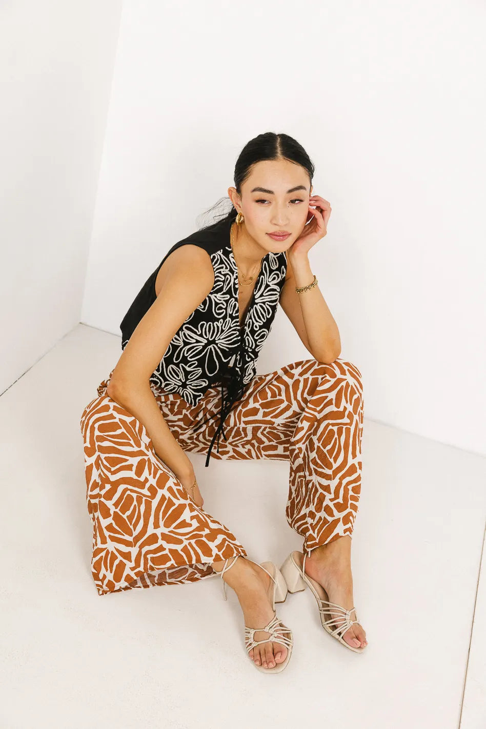 Annika Printed Pants for Women - Stylish Floral Lounge Pants | Final Sale - Perfect for Yoga, Home Wear & Casual Outfits