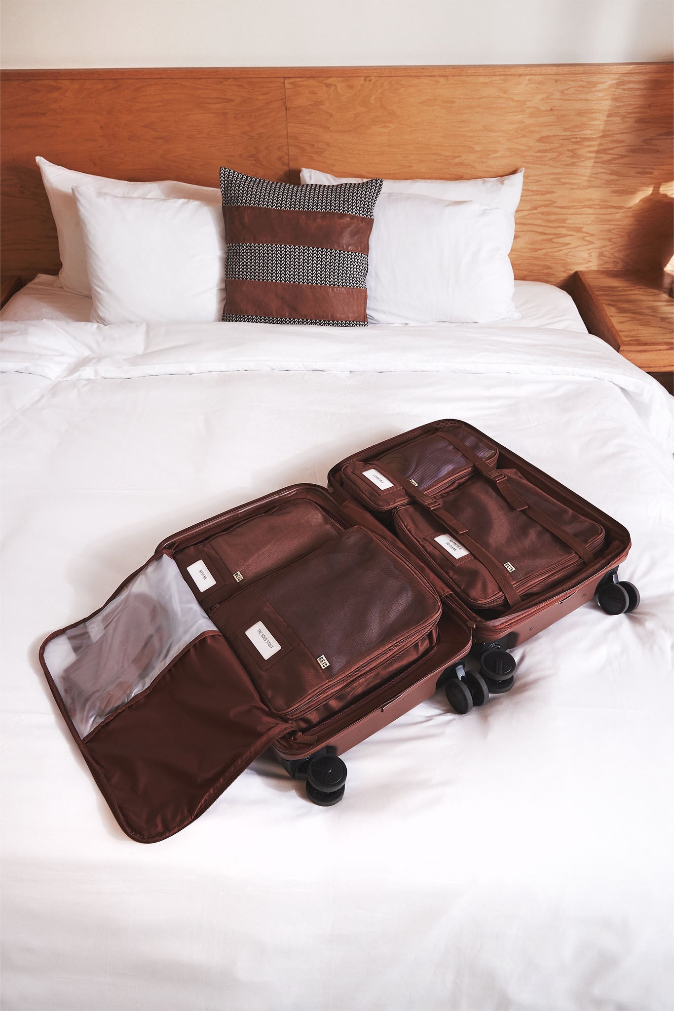 Premium 4-Piece Compression Packing Cubes Set - Maple Color - Space-Saving Travel Organizers for Suitcases, Backpacks & Closet Storage