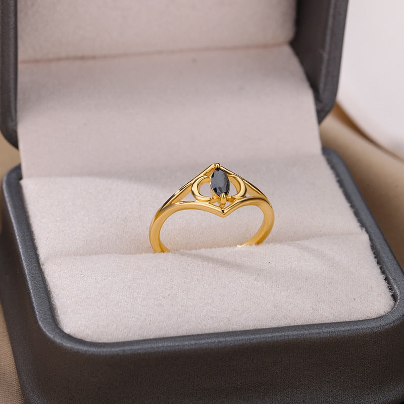 Dark Stone Ring for Men & Women - Elegant Onyx or Obsidian Jewelry for Everyday Wear, Gifts & Special Occasions