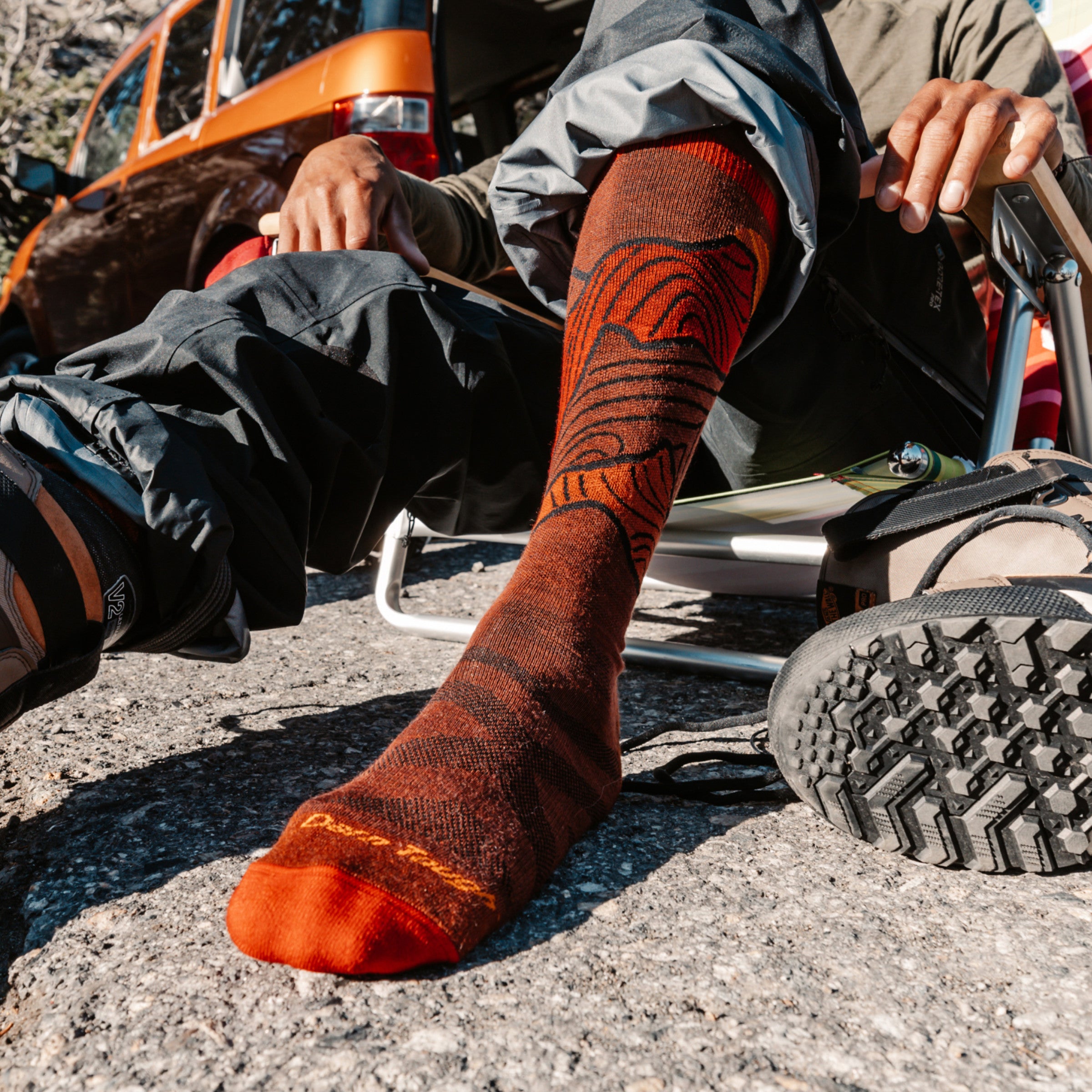 Men's Titan Over the Calf Lightweight Ski & Snowboard Socks - Moisture Wicking Thermal Winter Socks for Skiing, Snowboarding & Outdoor Activities
