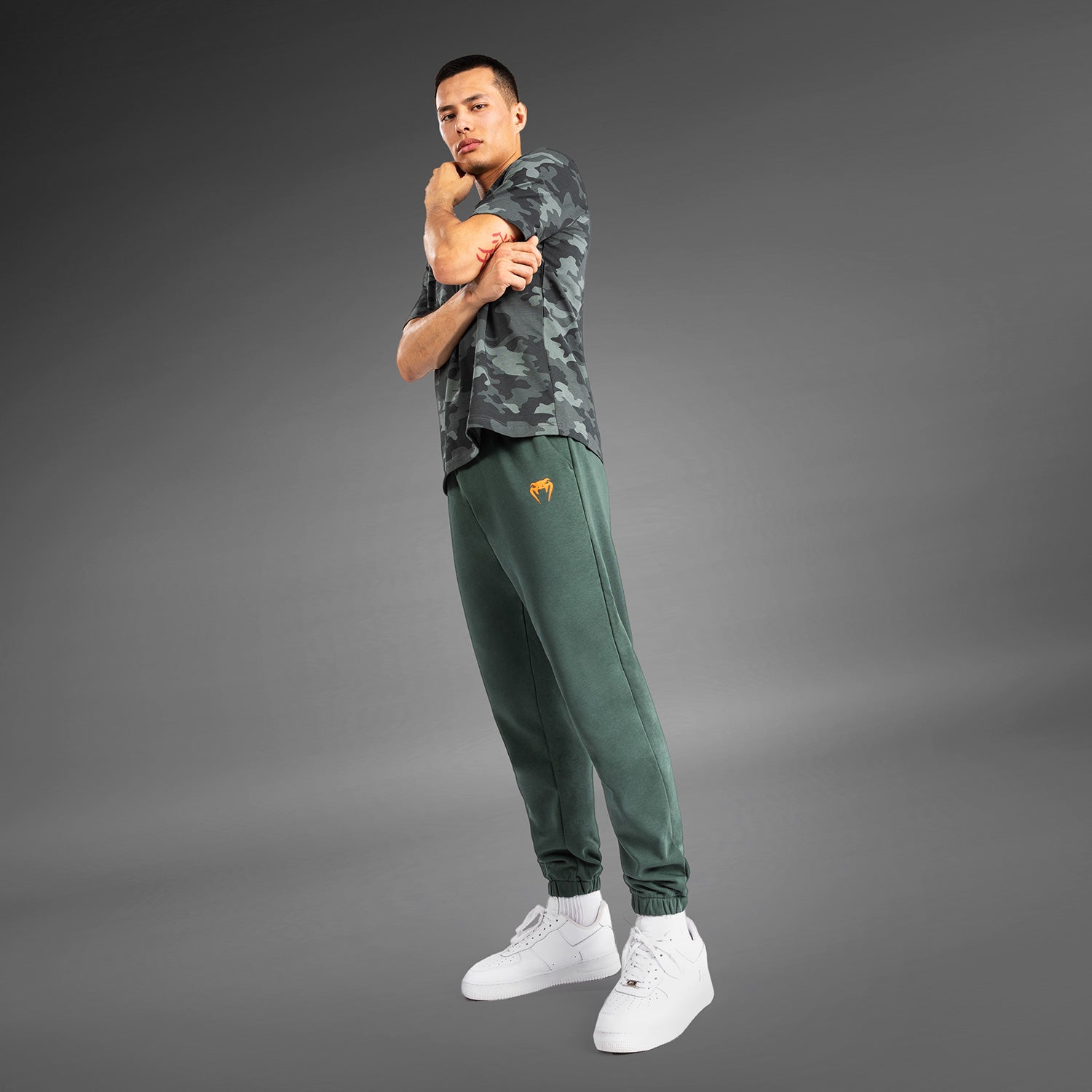 Venum Vortex XL Lite Men's Joggers - Lightweight Athletic Pants for Running & Training - Comfortable Khaki Workout Sweatpants for Gym, Yoga & Casual Wear