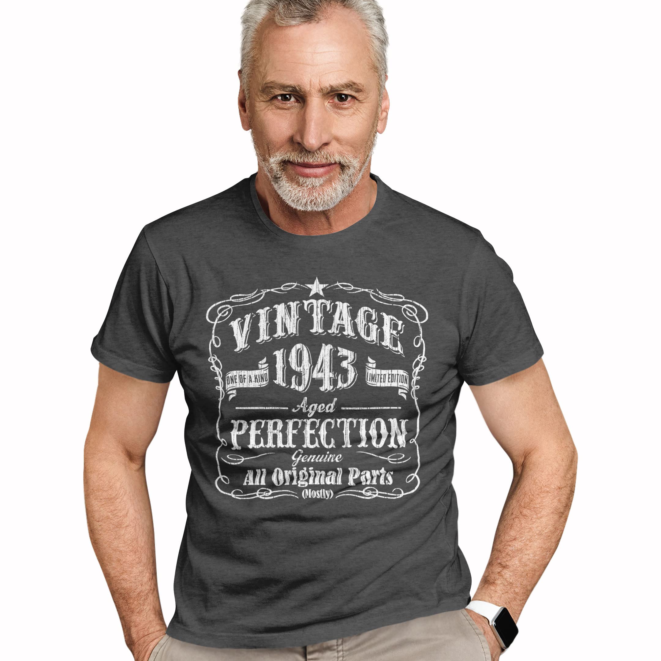 Vintage 1940s Style T-Shirt for Men - 82nd Birthday Gift, Retro 80 Year Old Apparel - Perfect for Birthday Parties, Family Gatherings & Nostalgic Fashion
