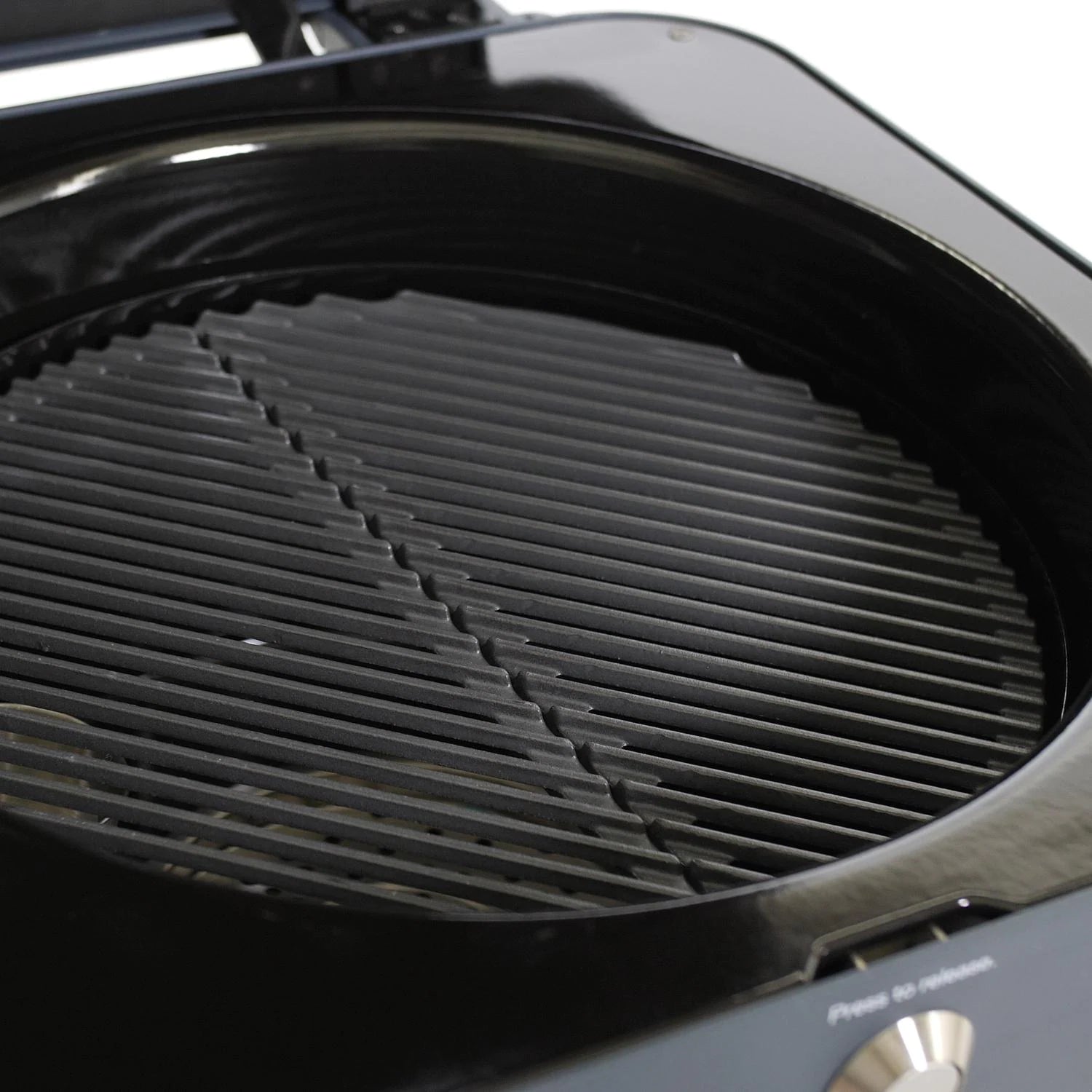 Everdure By Heston Blumenthal 4K 21 Inch Charcoal Grill & Smoker HBCE4KGUS - Premium Outdoor BBQ & Smoking for Backyard, Camping, and Tailgating