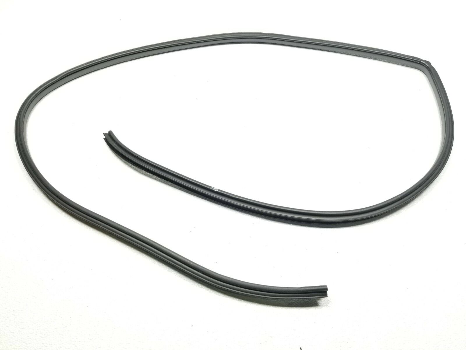 2003-2006 Acura MDX Rear Right Passenger Door Weatherstrip Seal OEM Replacement - Perfect for Door Leak Repair & Weather Protection