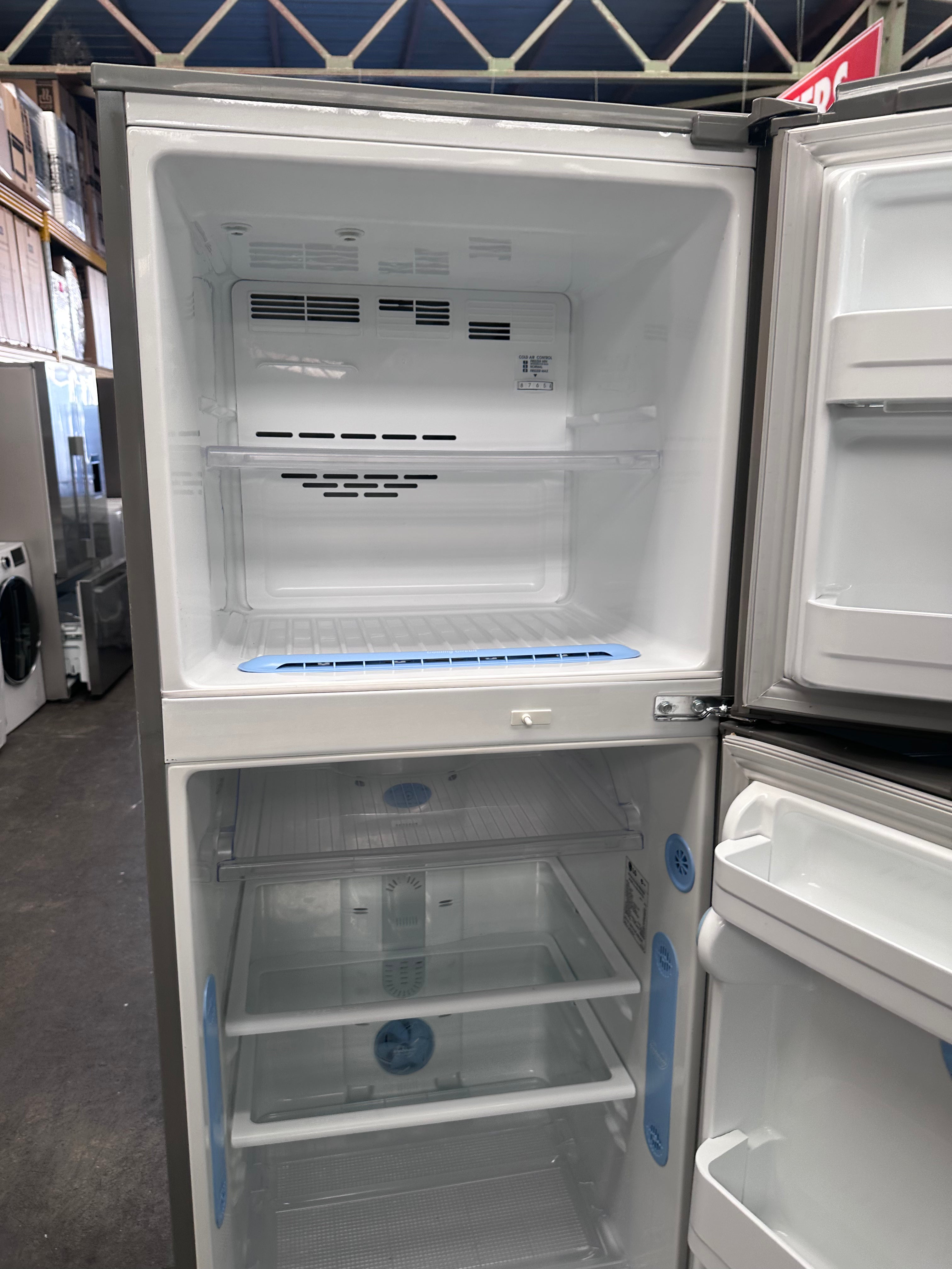 LG 339L Stainless Steel Top Mount Refrigerator - Energy Efficient, Spacious 2-Door Fridge with Freezer [Certified Refurbished] - Perfect for Kitchens, Apartments & Small Businesses