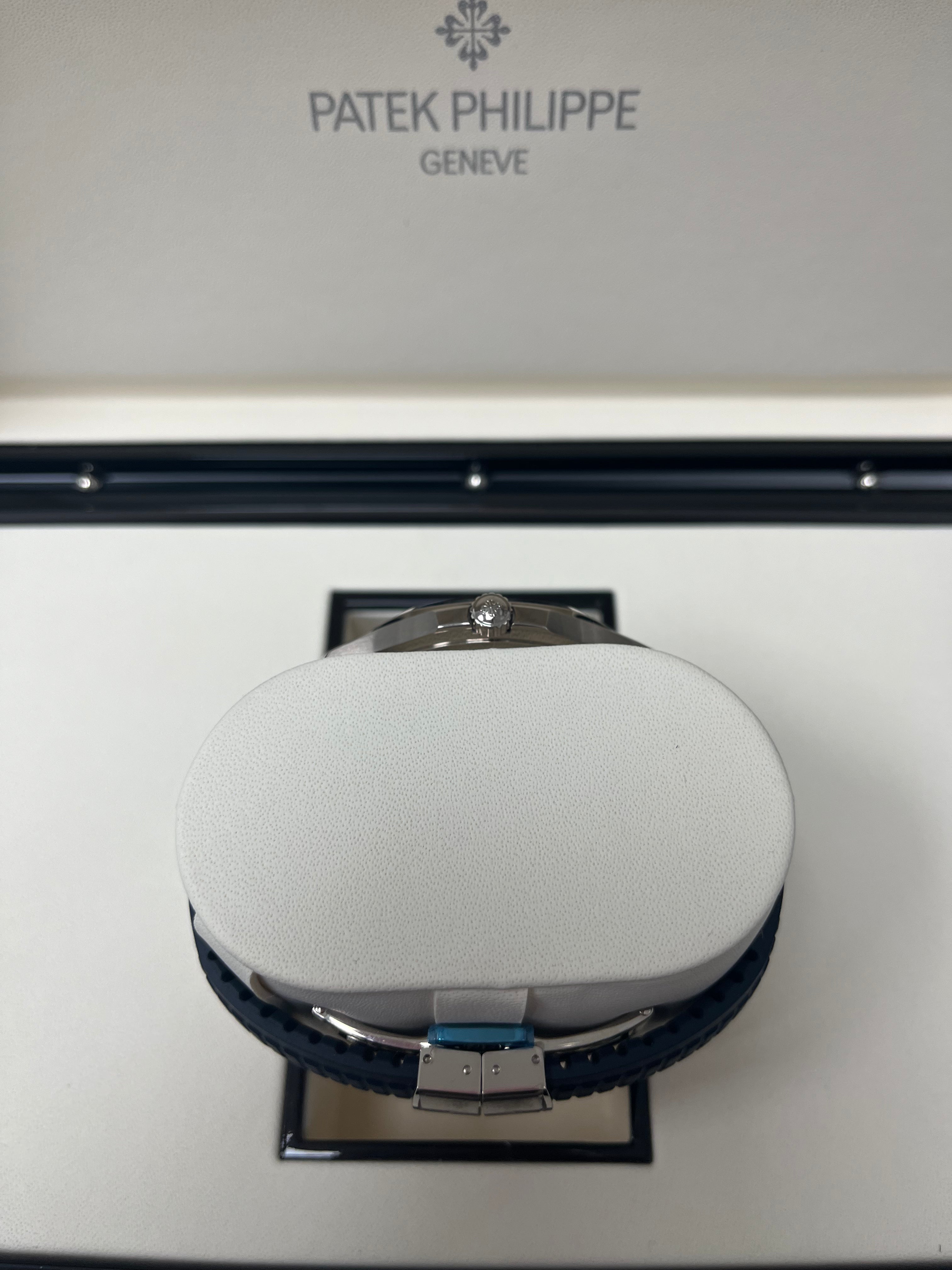 Patek Philippe Aquanaut 5168G-001 Luxury Watch - 18K White Gold Case with Blue Embossed Dial - Perfect for Business Meetings, Formal Events & Luxury Watch Collectors
