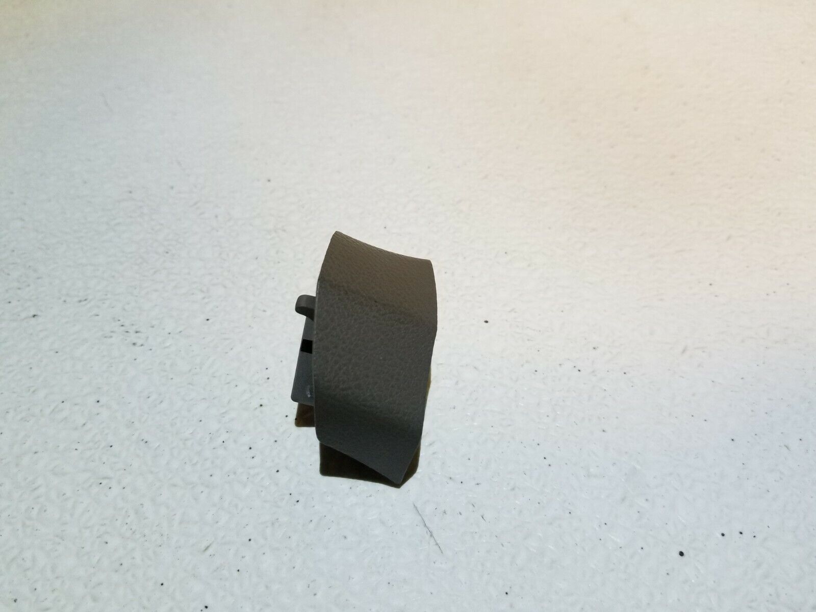 05-08 Acura RL Steering Wheel Trim Cap - Genuine OEM Replacement Part for Interior Car Accessories - Perfect for DIY Auto Repair & Vehicle Restoration Projects