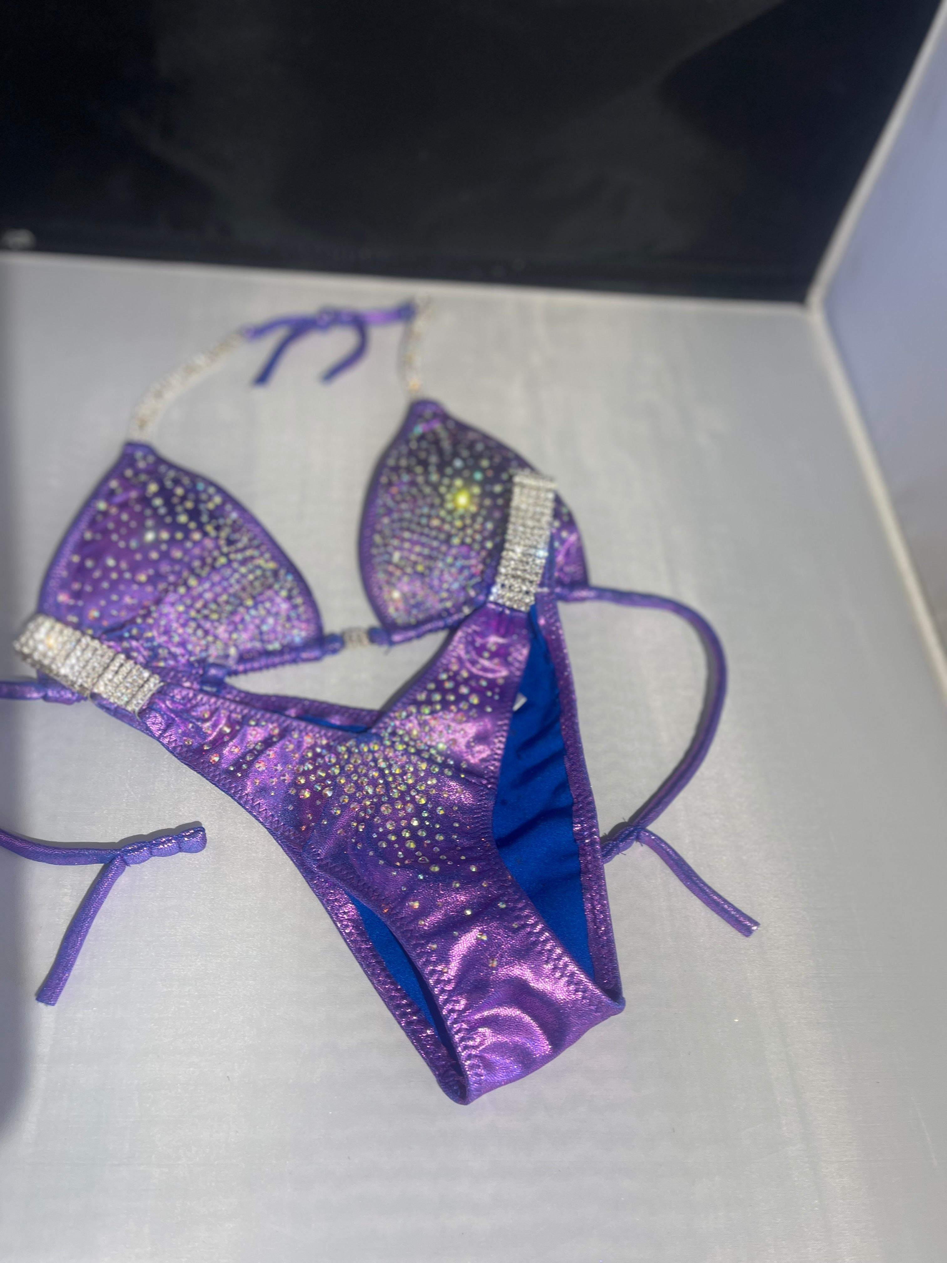 AP77 Stunning Purple & Pink Sheen Physique Competition Posing Suit - Perfect for Bodybuilding Shows, Fitness Contests & Stage Performances