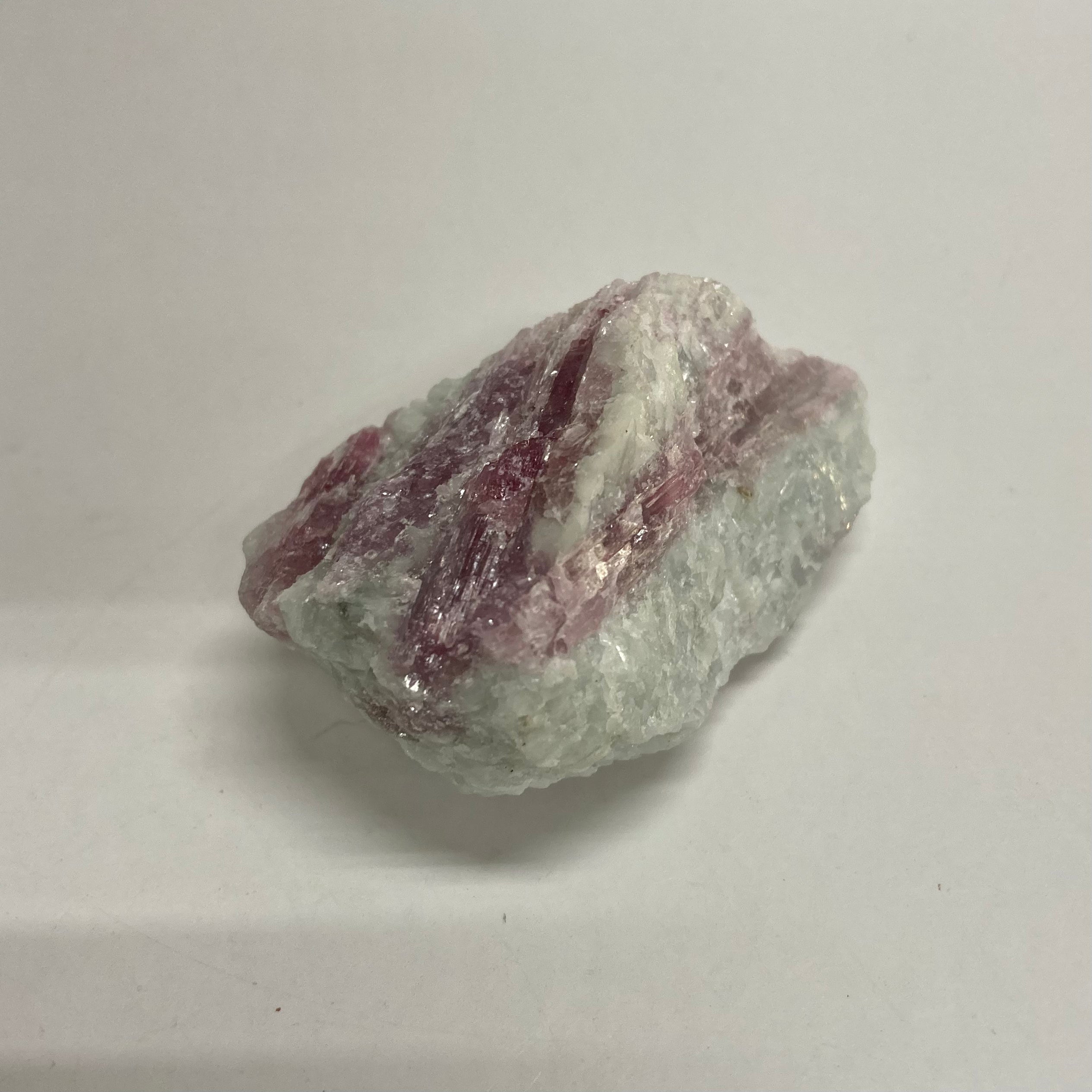 Natural Pink Tourmaline Gemstone Jewelry - Healing Crystal for Necklace, Ring & Bracelet - Perfect for Meditation, Energy Healing & Spiritual Gifts