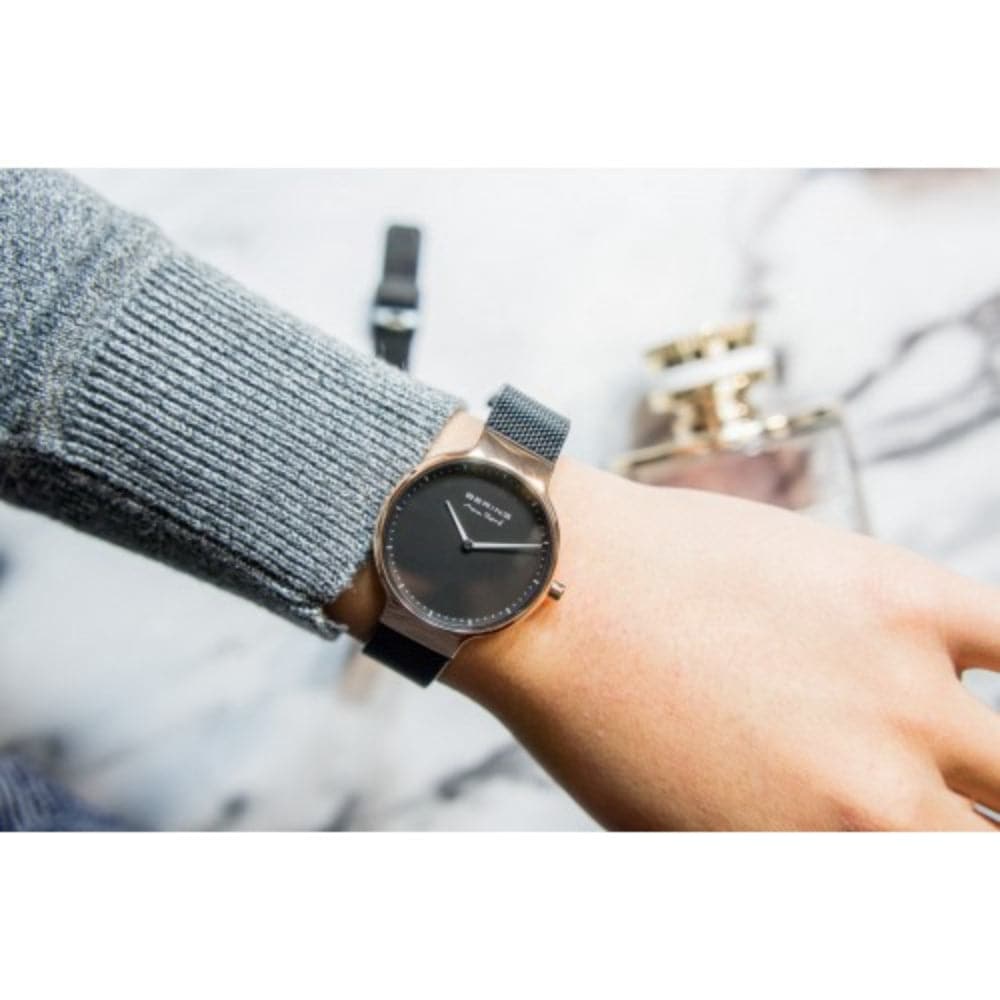 BERING 15531-262 Women's Watch - Elegant Stainless Steel & Crystal Design - Perfect for Office, Party & Everyday Wear
