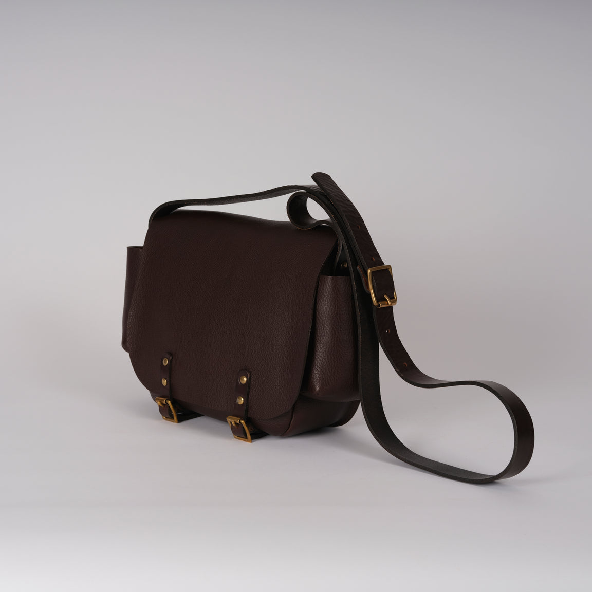Kate Sheridan Chocolate Quest Bag - Premium Leather Crossbody Purse for Women, Fashionable & Functional - Perfect for Travel, Work & Everyday Use
