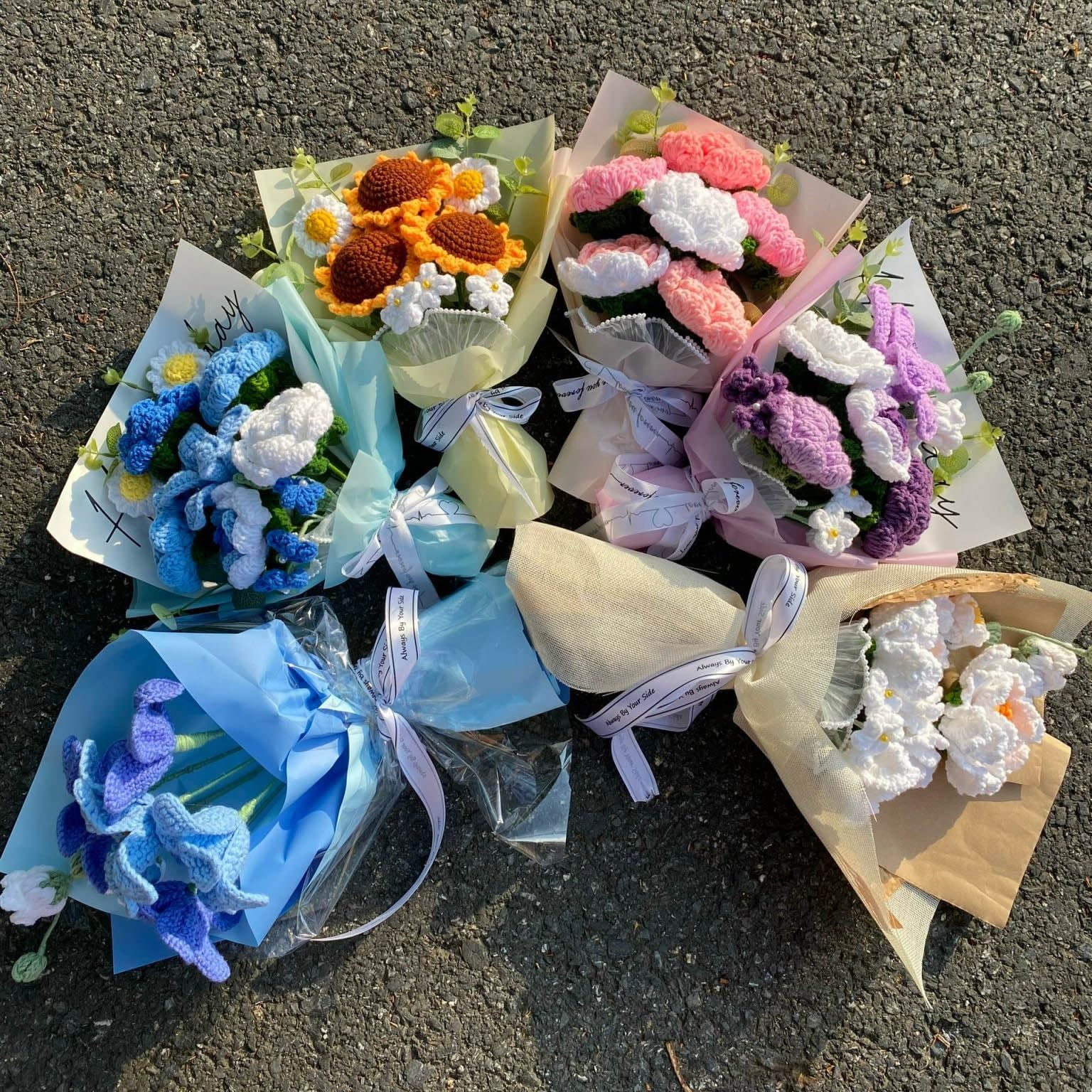 Handmade Crochet Blue Rose Bouquet - Artificial Knitted Flowers for Mother's Day, Graduation, Birthday & Wedding Decor - Perfect Gift & Home Decoration - DIY Floral Arrangement for Tables, Centerpieces & Special Occasions