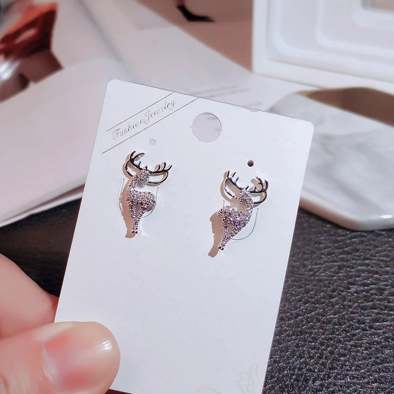 Cute Deer Stud Earrings for Women - Animal Elk Ear Studs Jewelry Set - Christmas Gifts for Girls, Teens & Kids (Perfect for Holiday Parties, School Events & Everyday Wear)