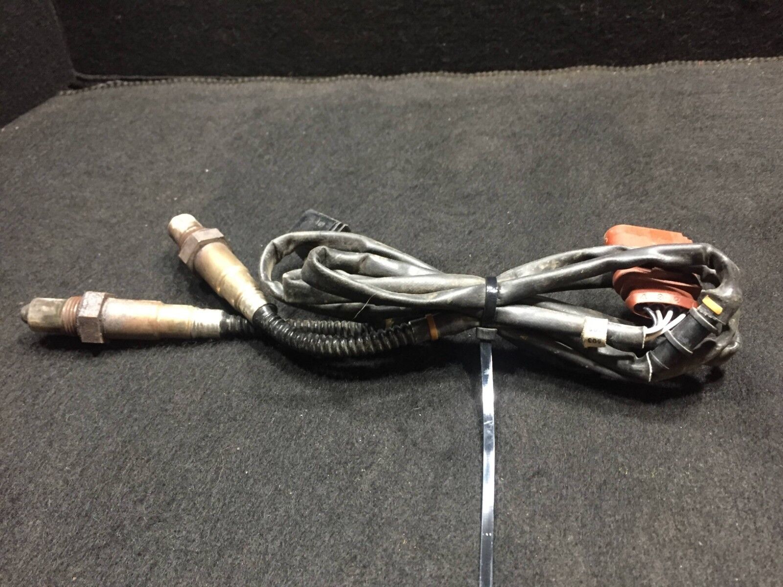 02 03 04 05 Volkswagen Passat O2 Oxygen Sensor Pair - OEM D23 Replacement - Compatible with B5 B5.5 Models - Improve Engine Performance & Fuel Efficiency - Perfect for Emissions Testing & Maintenance