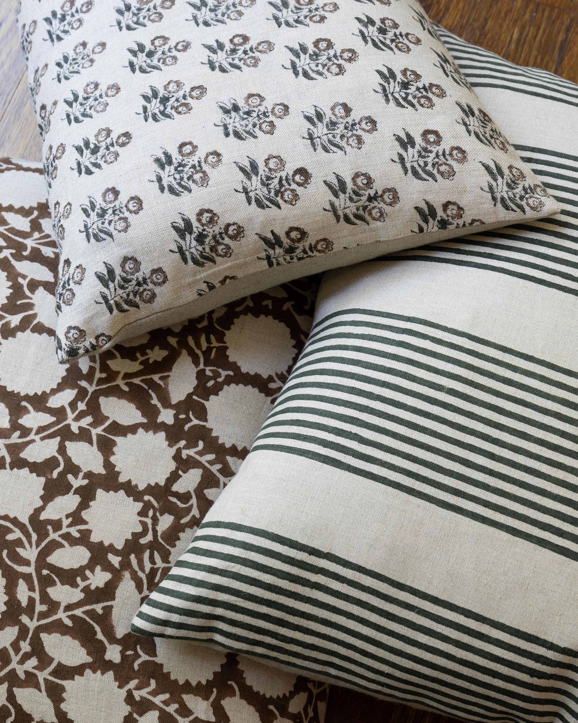 Designer Aberdeen Floral Pillow Cover - Elegant Home Decor for Living Room, Bedroom & Sofa - Perfect for Farmhouse, Boho & Modern Interior Design Styles