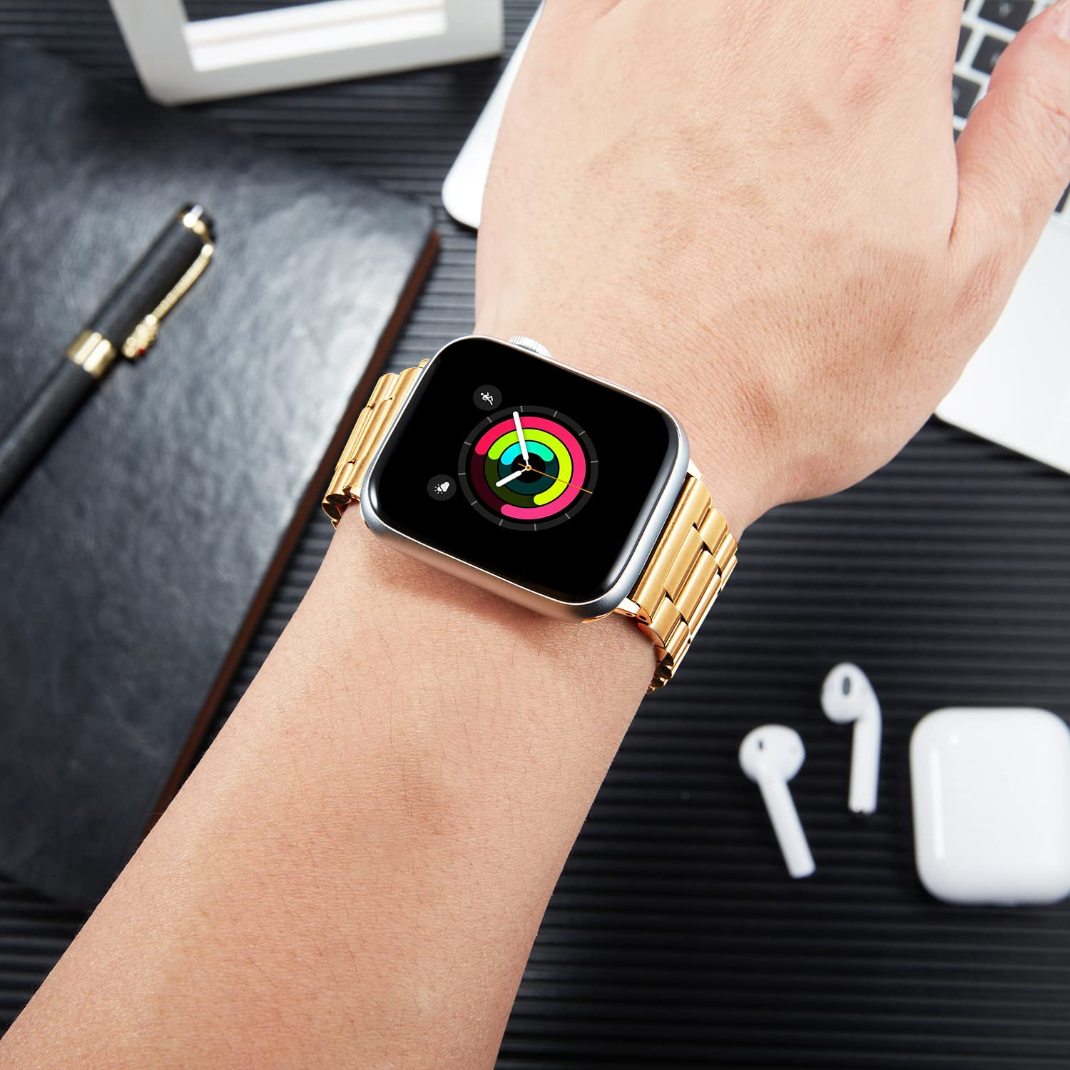 Premium Matte Metal Apple Watch Band - Compatible with 44mm 45mm 40mm 41mm iWatch Series 8/7/SE2/SE/6/5/4 - Durable Stainless Steel Strap for Men & Women - Perfect for Workouts, Office & Everyday Wear