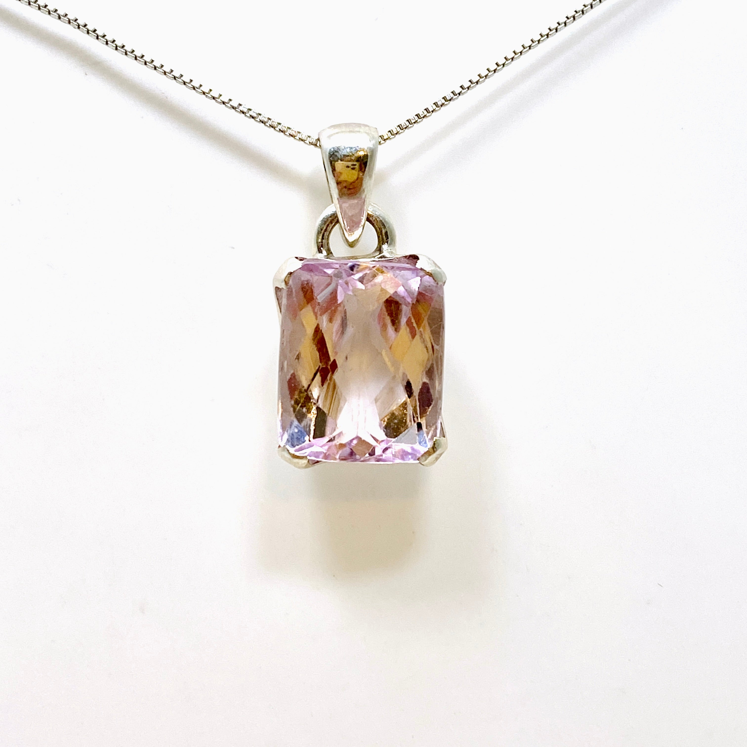 Natural Kunzite Rectangular Faceted Pendant Necklace - PPGJ882 | Elegant Jewelry Gift for Women, Perfect for Weddings & Special Occasions