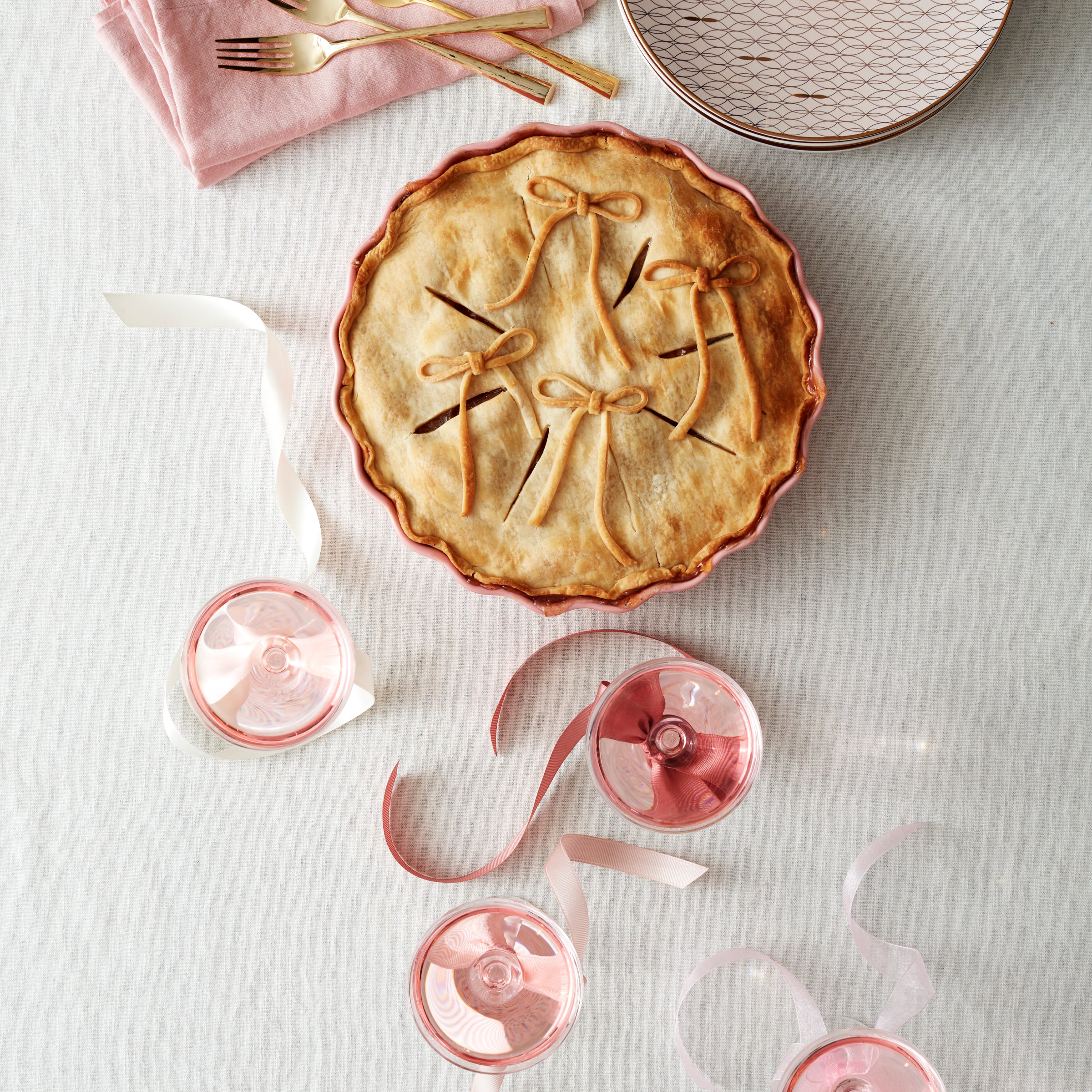 Make It Pop Pie Dish - Premium Ceramic Pie Pan for Baking - Perfect for Thanksgiving, Christmas & Family Gatherings