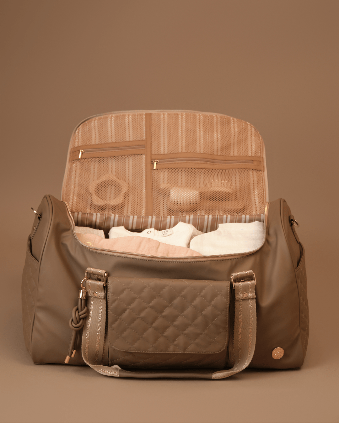 Mama Mia Weekender Bag in Mocha - Stylish & Spacious Travel Tote for Women, Perfect for Weekend Getaways, Gym, Work & Overnight Trips
