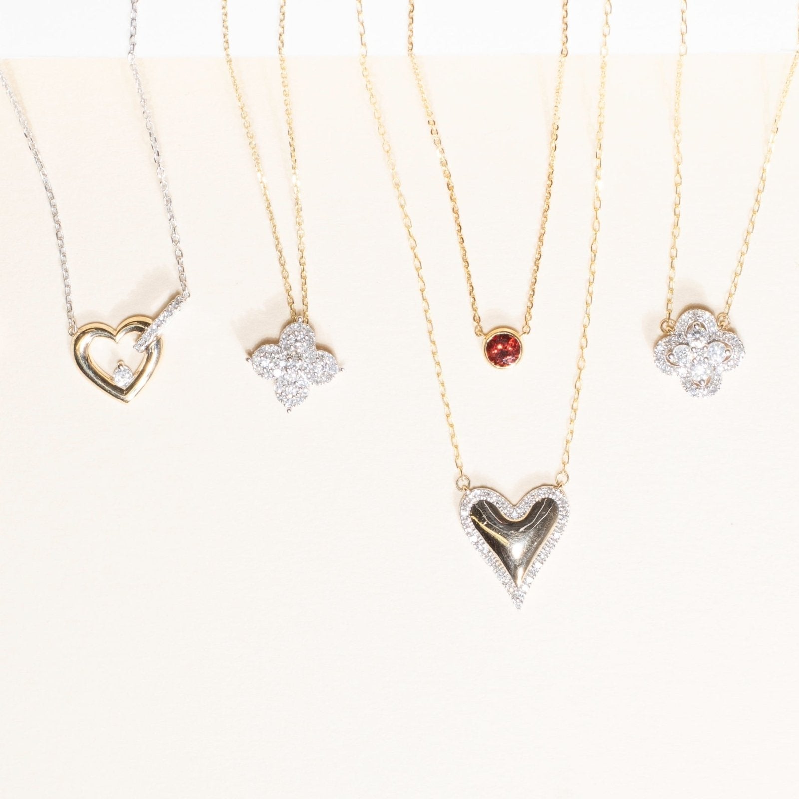 10k Yellow Gold Interlocking Heart Diamond Necklace for Women - Elegant Valentine's Day, Anniversary or Birthday Gift for Her - Perfect for Romantic Occasions & Special Moments