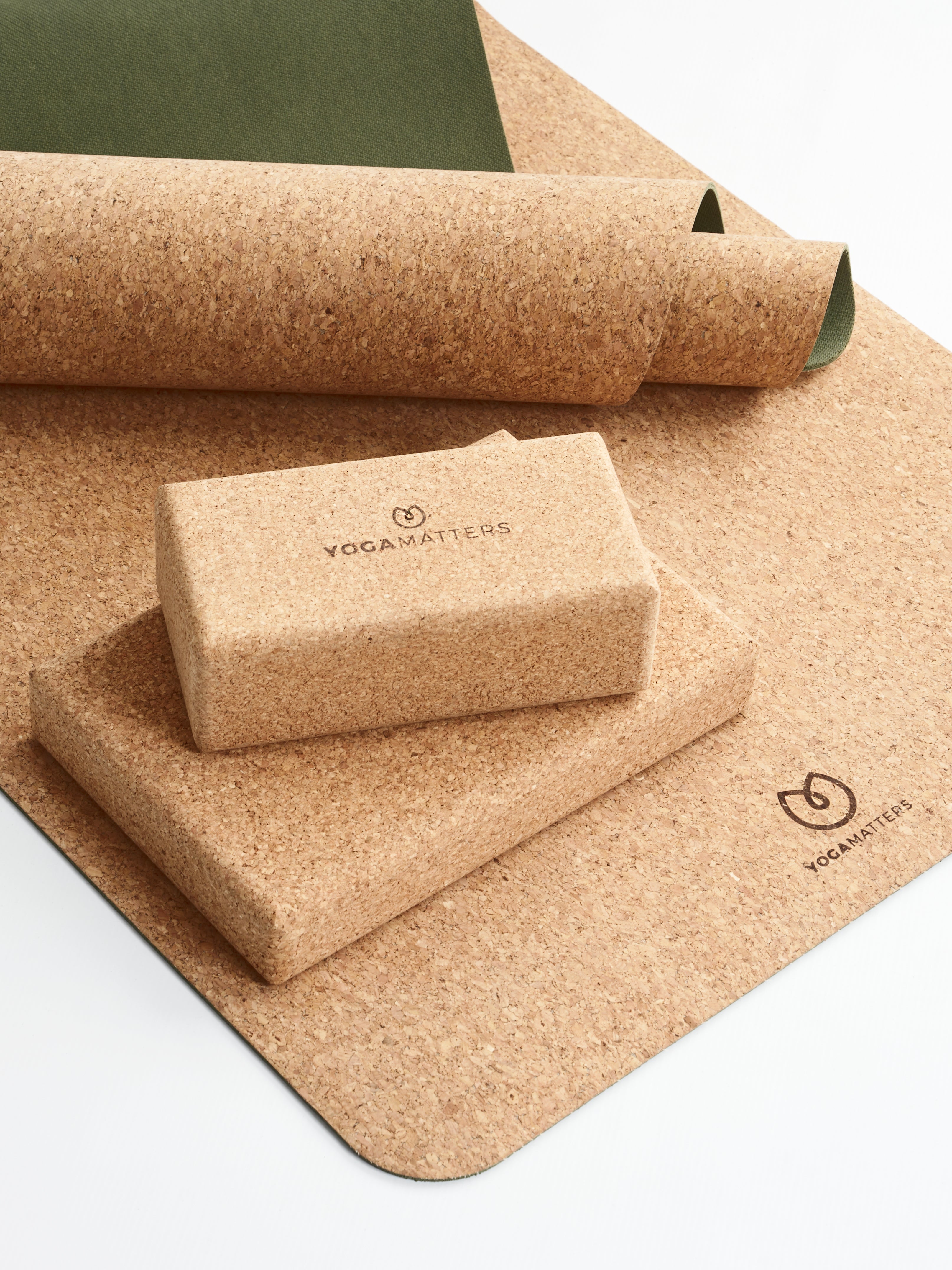 Eco-Friendly Cork Yoga Mat - Non-Slip, Sustainable & Comfortable for Yoga, Pilates & Home Workouts - Perfect for Hot Yoga, Meditation & Fitness Enthusiasts