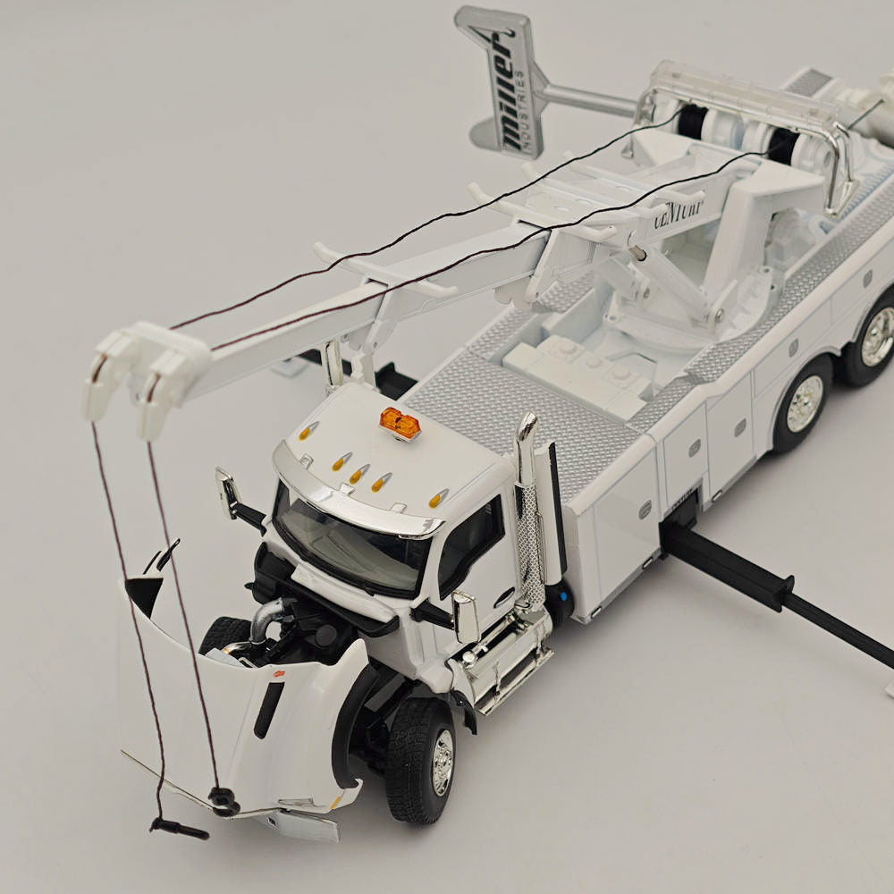 FIRST GEAR 1/50 Scale Kenworth T880 Diecast Truck with Century Model 1060 Rotator Wrecker - White Collectible Model Car (50-3467) - Perfect for Truck Enthusiasts, Diecast Collectors, and Display Showcases
