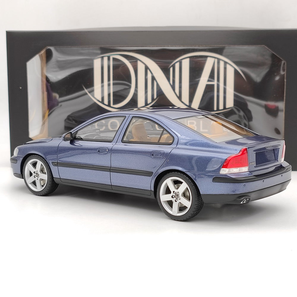 1/18 Scale Volvo S60 R 2003 Limited Edition Resin Model Car - Blue Collectible Toy Gift for Car Enthusiasts & Display for Home/Office Decor