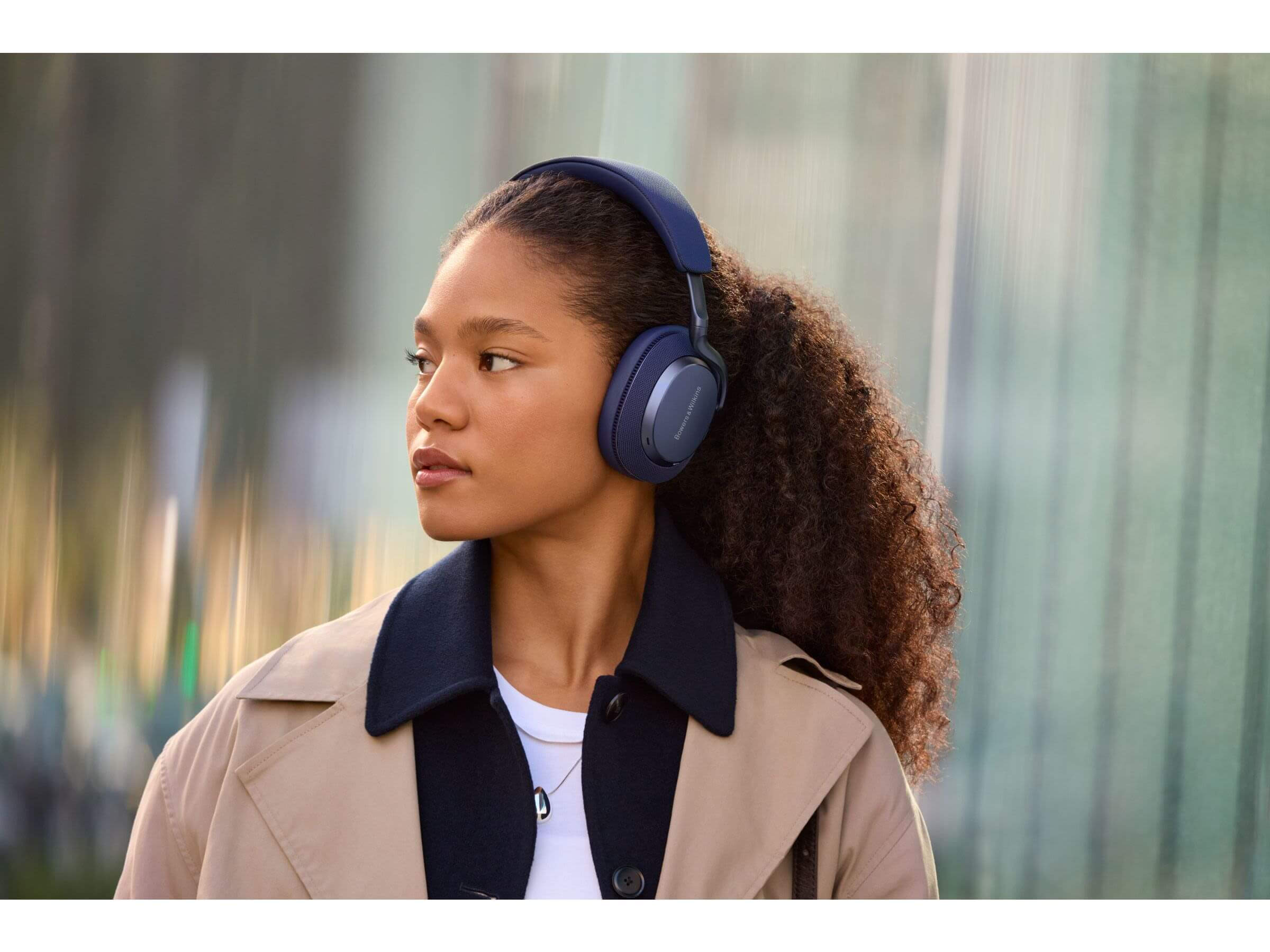 Bowers & Wilkins PX7 S3 Wireless Noise Cancelling Headphones - Premium Over-Ear Bluetooth Headset with Hi-Fi Sound for Music, Travel & Work