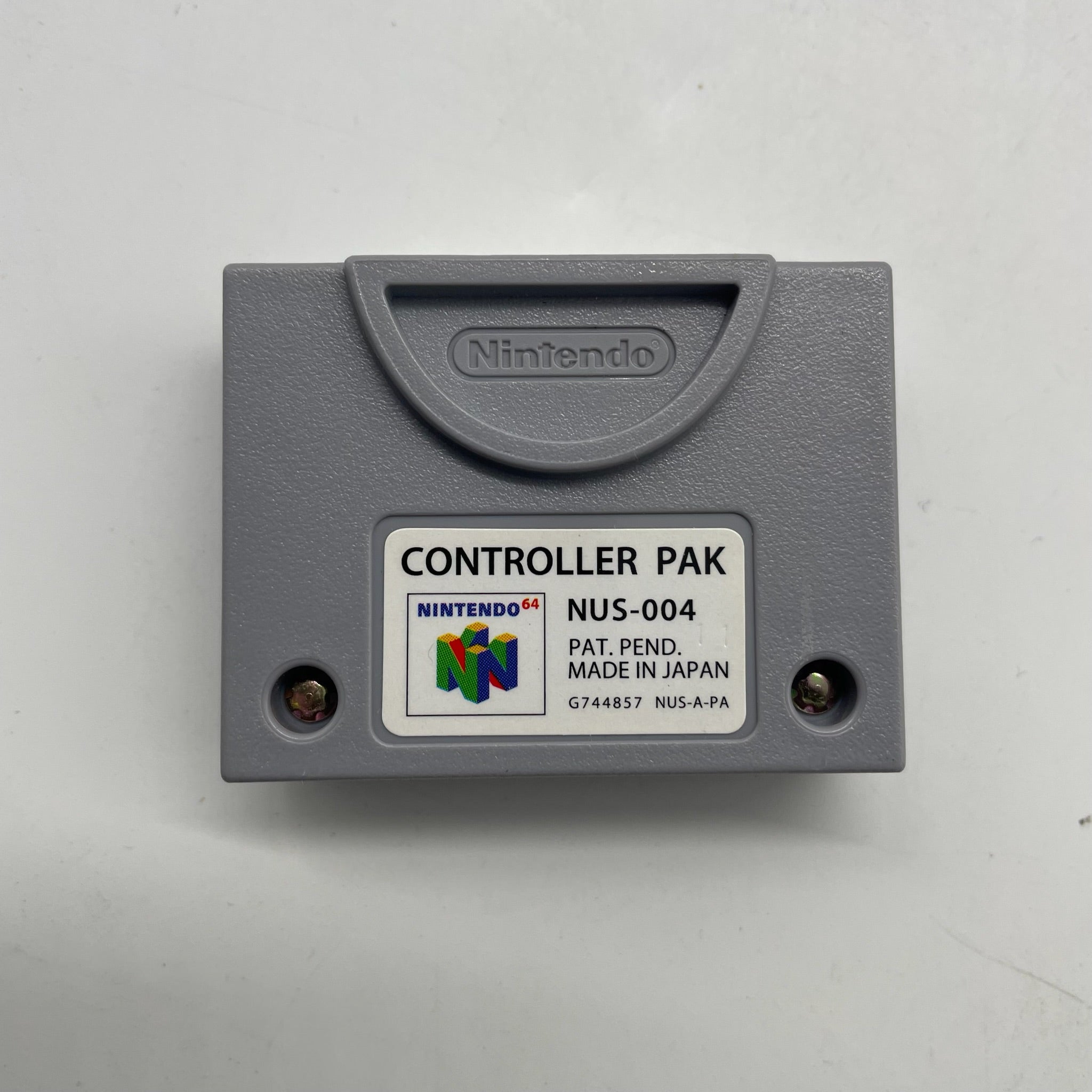 Original Nintendo 64 N64 Controller Pak - Official Memory Card for Game Saves - Compatible with PAL Region Games - Perfect for Retro Gaming & Collectors