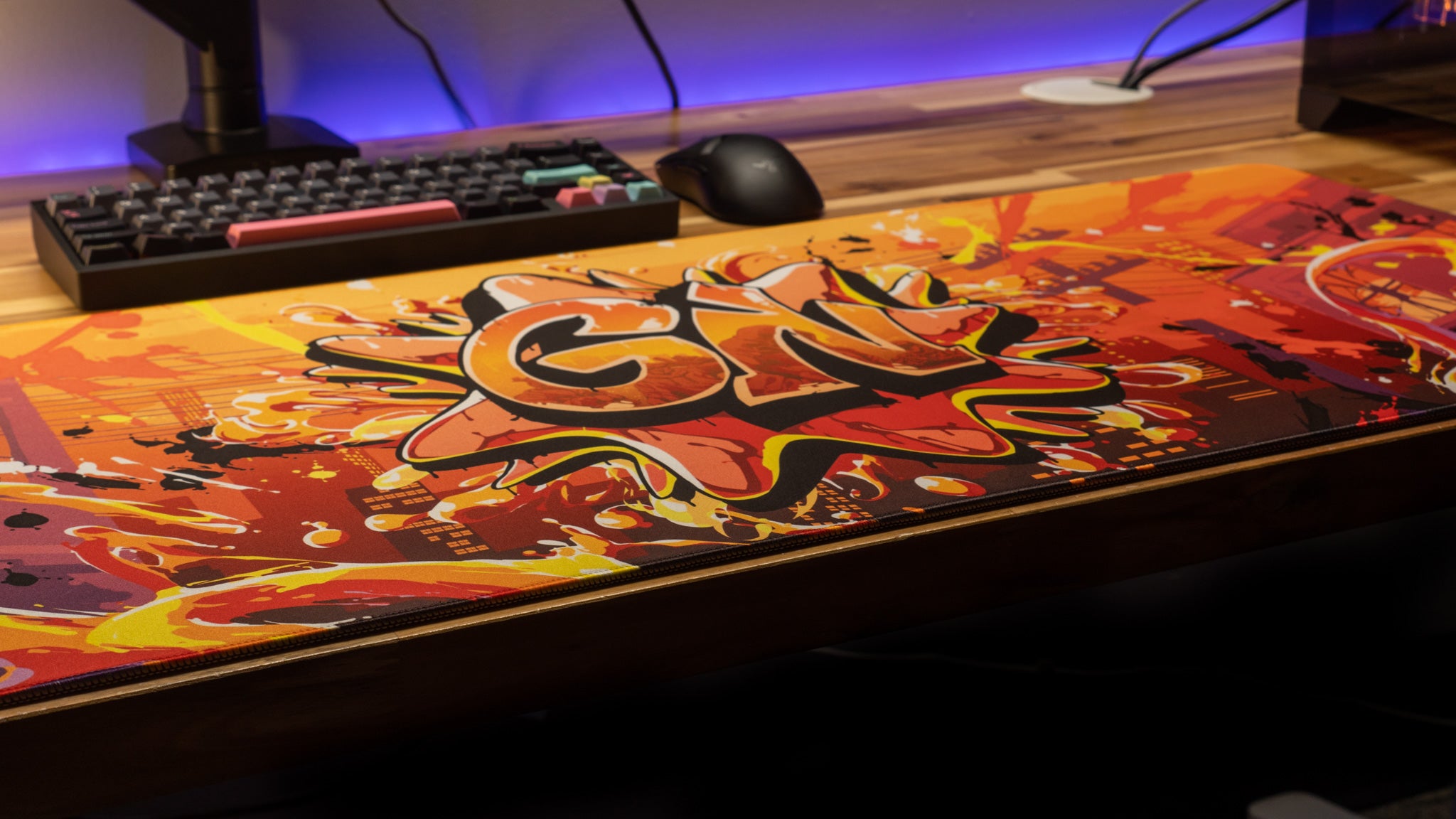 Glo Navy Splash Graffiti Gaming Mouse Pad - Large Desk Mat for PC, Mac & Laptop - Non-Slip Rubber Base - Perfect for Gaming, Office & Content Creation Workspace