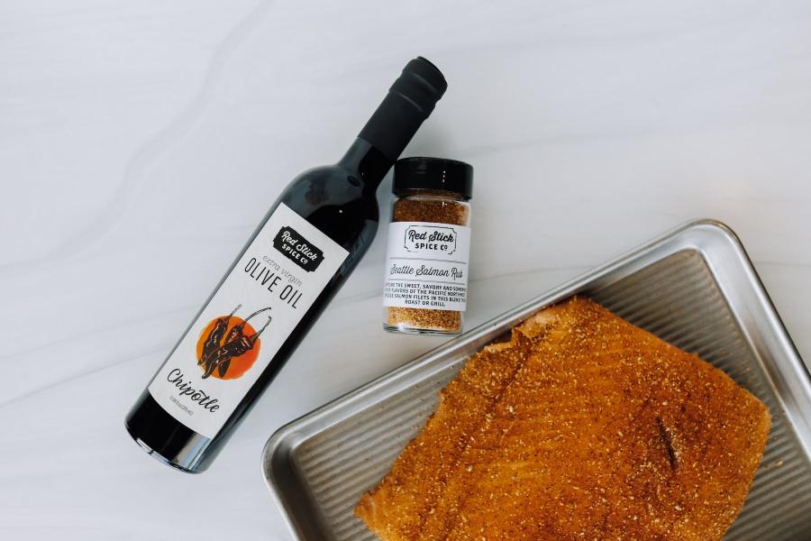 Premium Chipotle Infused Extra Virgin Olive Oil - Cold Pressed, Rich Flavor for Cooking, Salad Dressing & Gourmet Dishes - Perfect for Grilling, Drizzling & Dipping