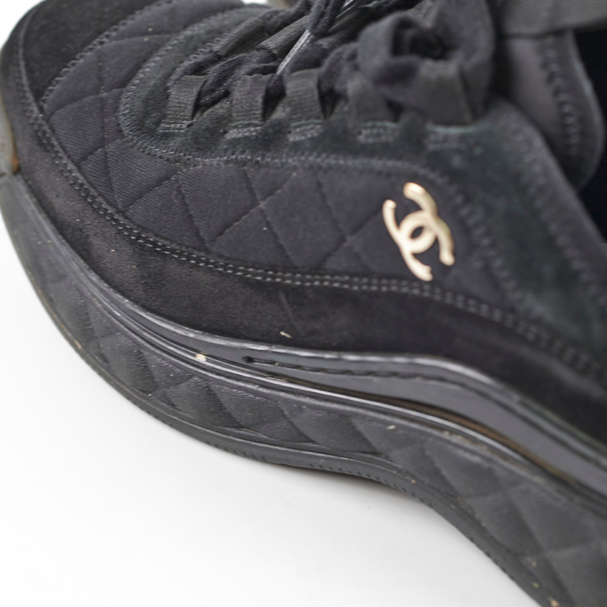 Chanel CC Triple Black Low Top Sneakers for Women - Size 39 | Fashionable Casual Shoes for Everyday Wear & Street Style Outfits