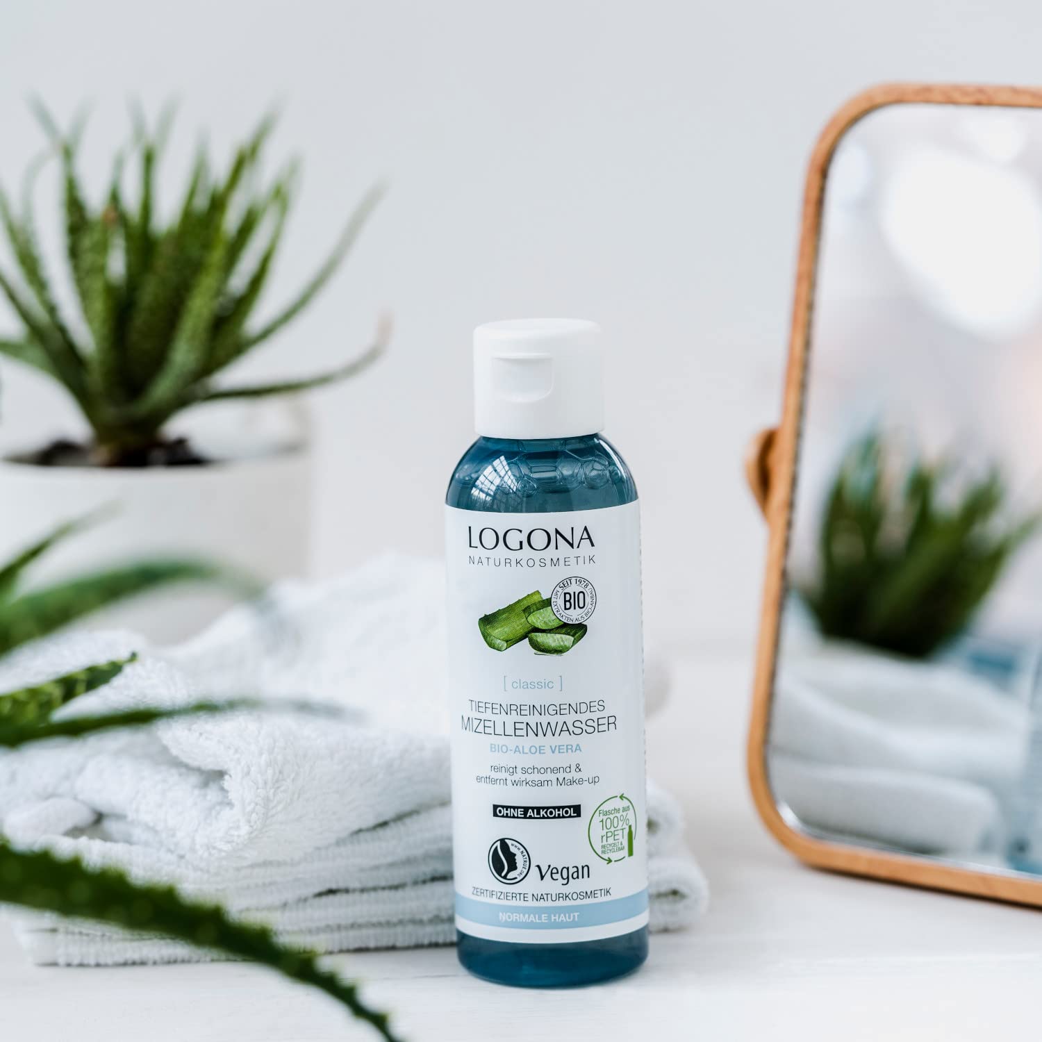 Organic Micellar Water with Aloe Vera - Deep Cleansing for Waterproof Makeup - Vegan & Natural 125ml - Perfect for Sensitive Skin