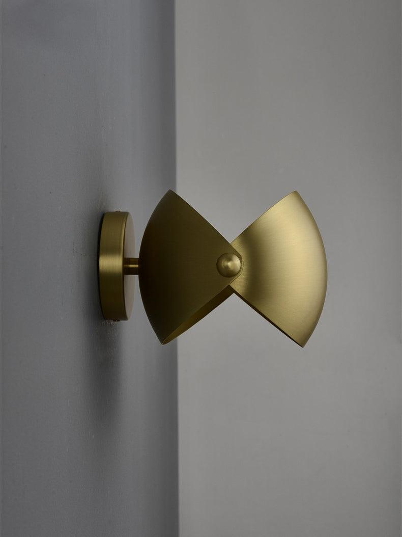 Eirene Modern Wall Lamp - Sleek LED Sconce Light for Bedroom, Living Room & Hallway - Energy Efficient Indoor Lighting Fixture with Adjustable Brightness - Perfect for Reading, Accent & Ambient Lighting