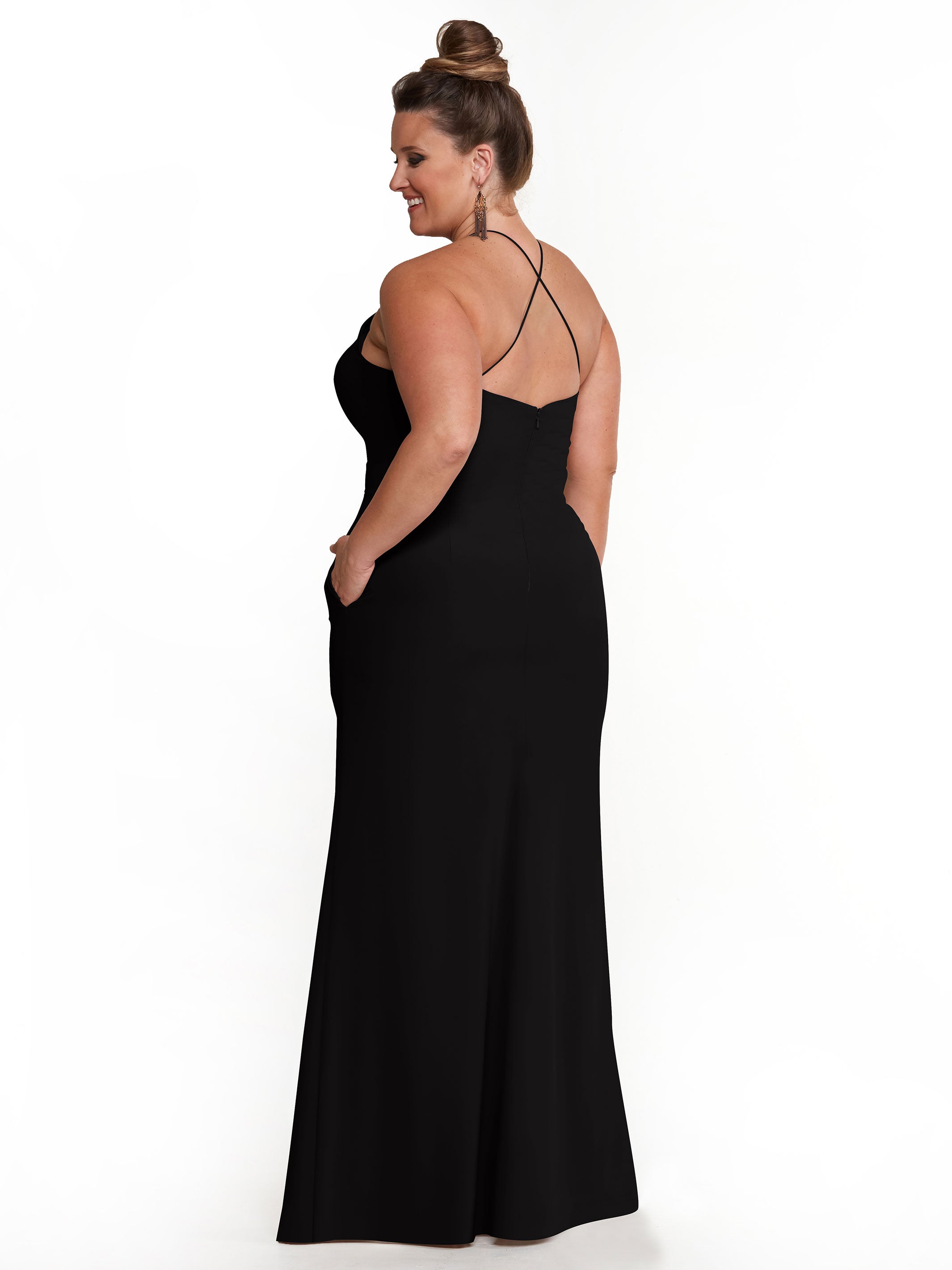 Elegant 83026 Sheath Stretch Chiffon Bridesmaid Dress with Halter Neckline & High Slit - Perfect for Weddings, Formal Events & Evening Parties