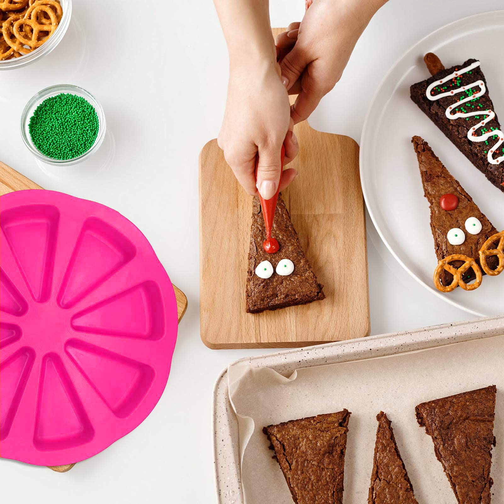 Meajore 2-Piece Silicone Baking Pan Set - 8-Cavity Triangle Cake Mold & 4-Inch Round Cake Pan for Brownies, Muffins, Cheesecake, Cornbread - Non-Stick, Flexible, Rose Red - Perfect for Home Baking, Party Desserts, and Holiday Treats