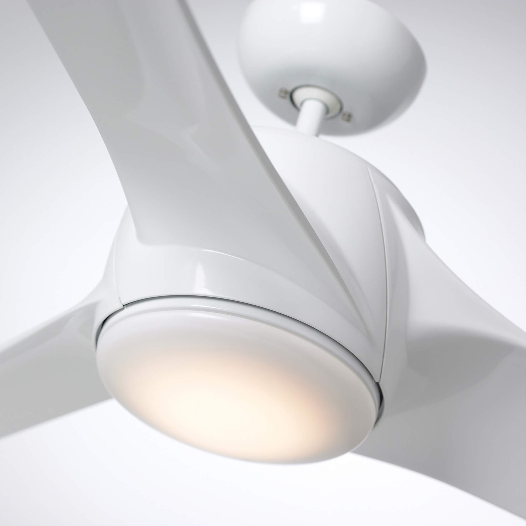 Luminance Kathy Ireland HOME Luray 60-Inch Eco-Friendly Large Ceiling Fan with Dimmable LED Light | Premium DC Motor & Wall Control | Contemporary 3-Blade Design | Indoor/Outdoor Damp Rated (White) – Perfect for Living Rooms, Bedrooms, and Covered Patios