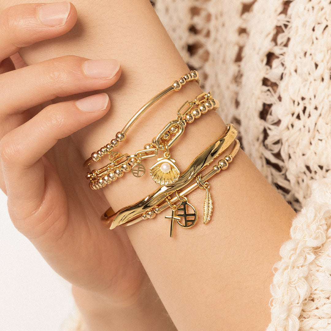 Believe Charm Bracelet for Women - Inspirational Jewelry Gift for Birthday, Christmas & Everyday Wear - Trendy Bangle with Motivational Message