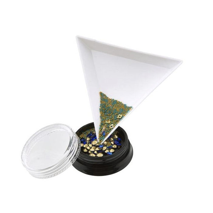 White Plastic Triangular Serving Tray - Perfect for Parties, Dining, and Home Decor | Durable & Stylish Serving Dish for Snacks, Appetizers, and Display