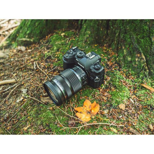OM SYSTEM M.Zuiko Digital ED 12-100mm f/4 IS PRO Lens - High Performance Zoom Lens for Micro Four Thirds Cameras - Perfect for Travel, Landscape & Wildlife Photography