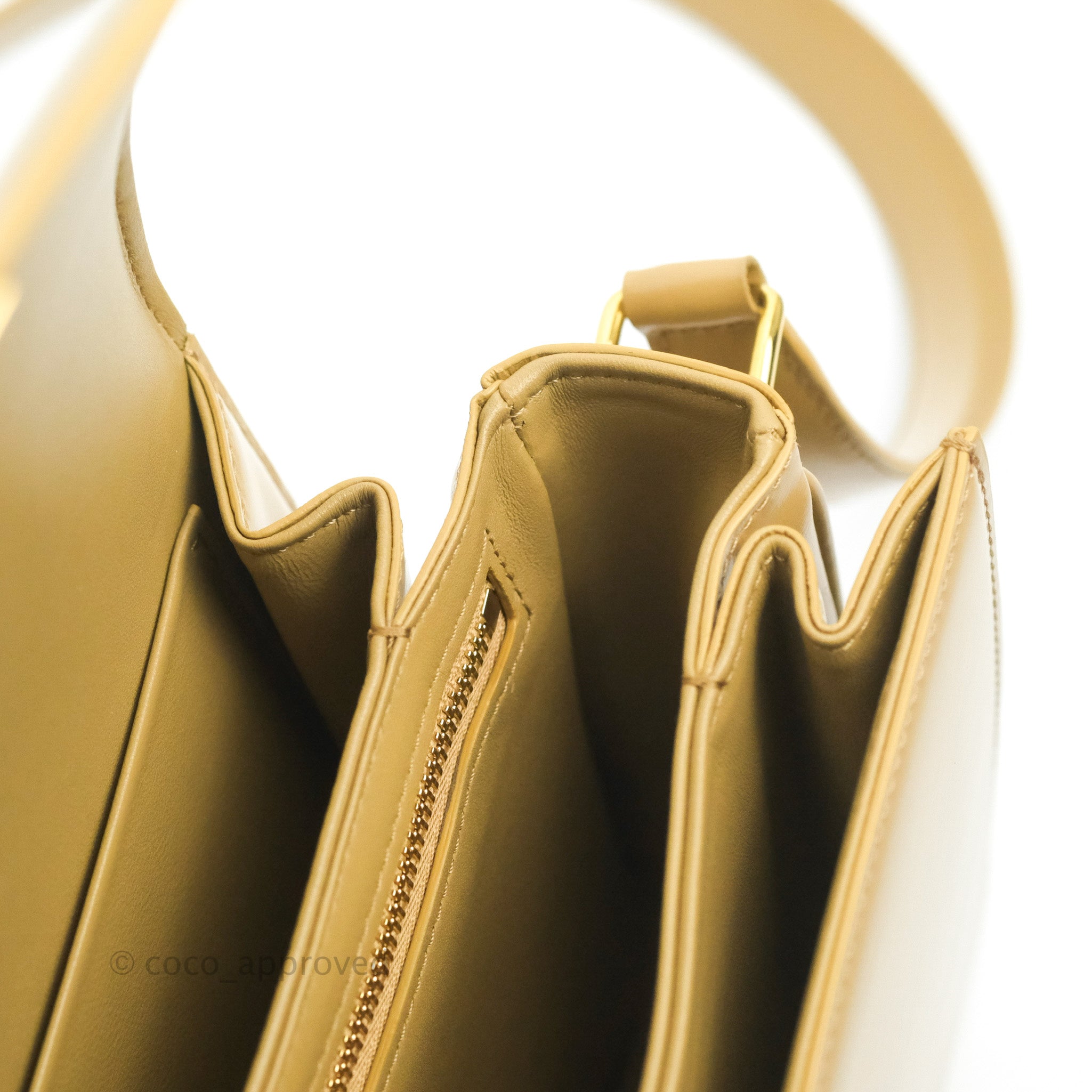 Celine Medium Triomphe Bag in Olive Green Shiny Calfskin Leather - Luxury Shoulder Bag for Women, Perfect for Work, Evening Events & Travel Accessories