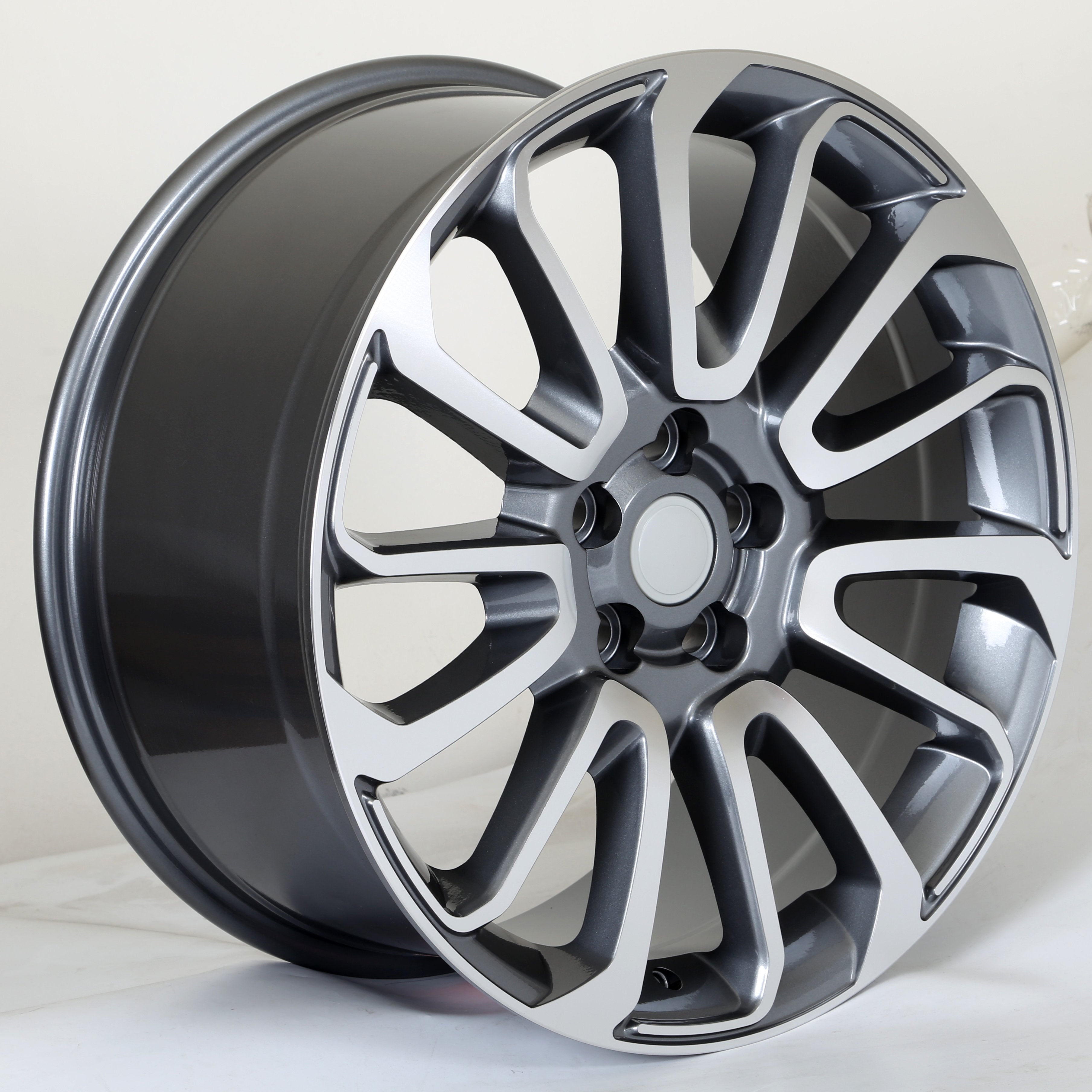 22-Inch Alloy Wheels for Range Rover Vogue, Sport, Defender, Discovery & LR3/LR4 - Premium Off-Road & Luxury SUV Rims for Adventure & City Driving